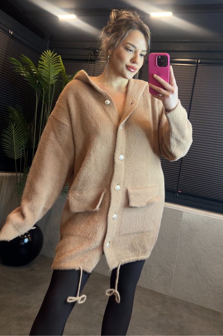 Camel Kapüşonlu Cep Detaylı Peluş Uzun Hırka