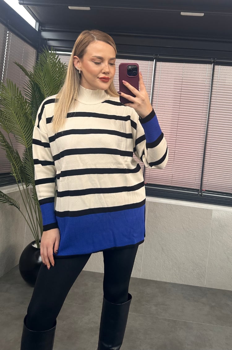 Çizgi Detaylı Boğazlı Saks Mavi Oversize Kazak