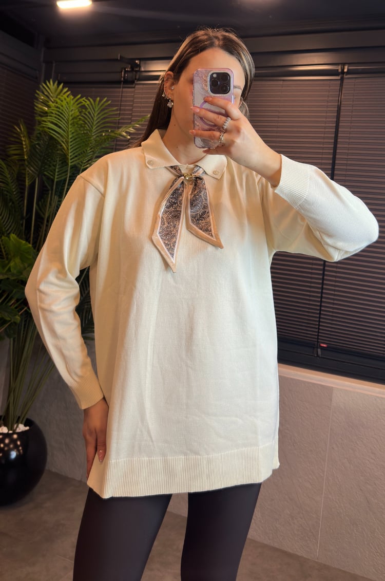 Ekru Fularlı Oversize Merserize Kazak
