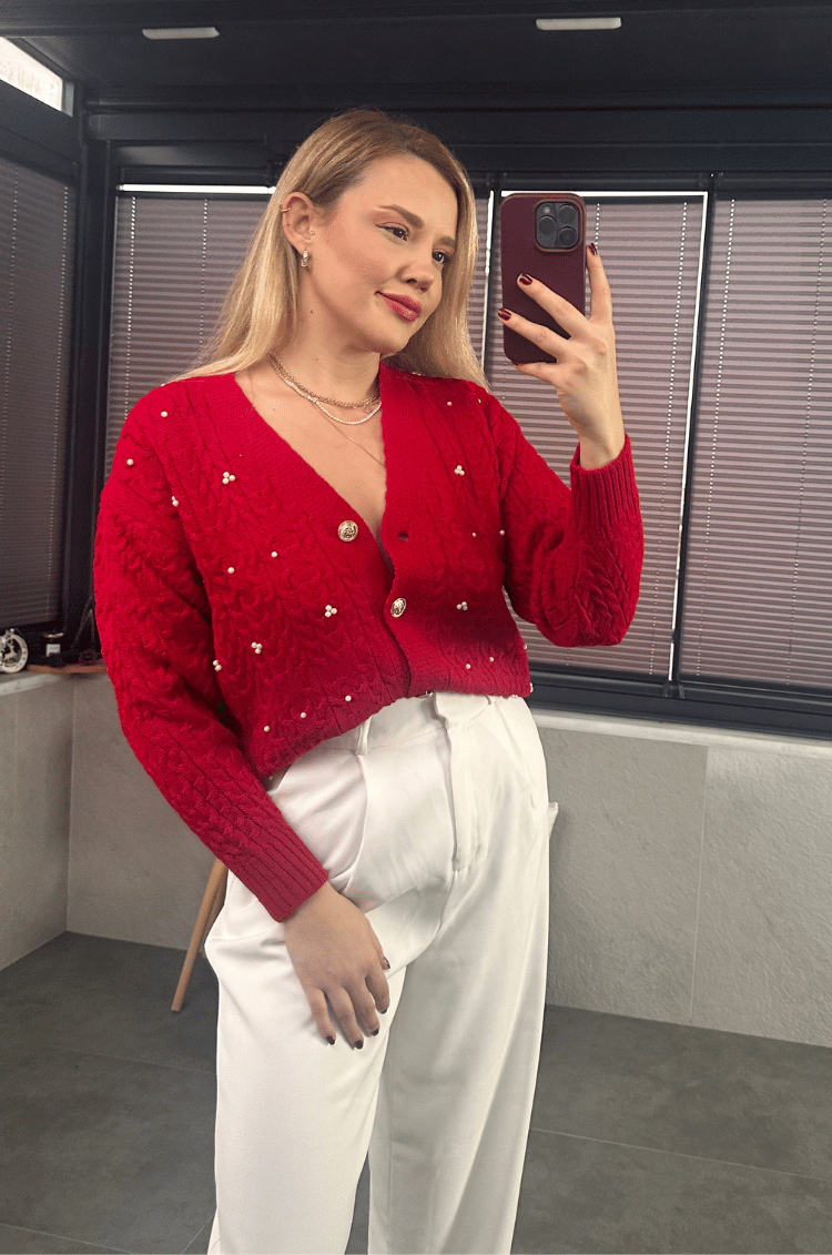 Kırmızı İnci Detaylı Örme Hırka