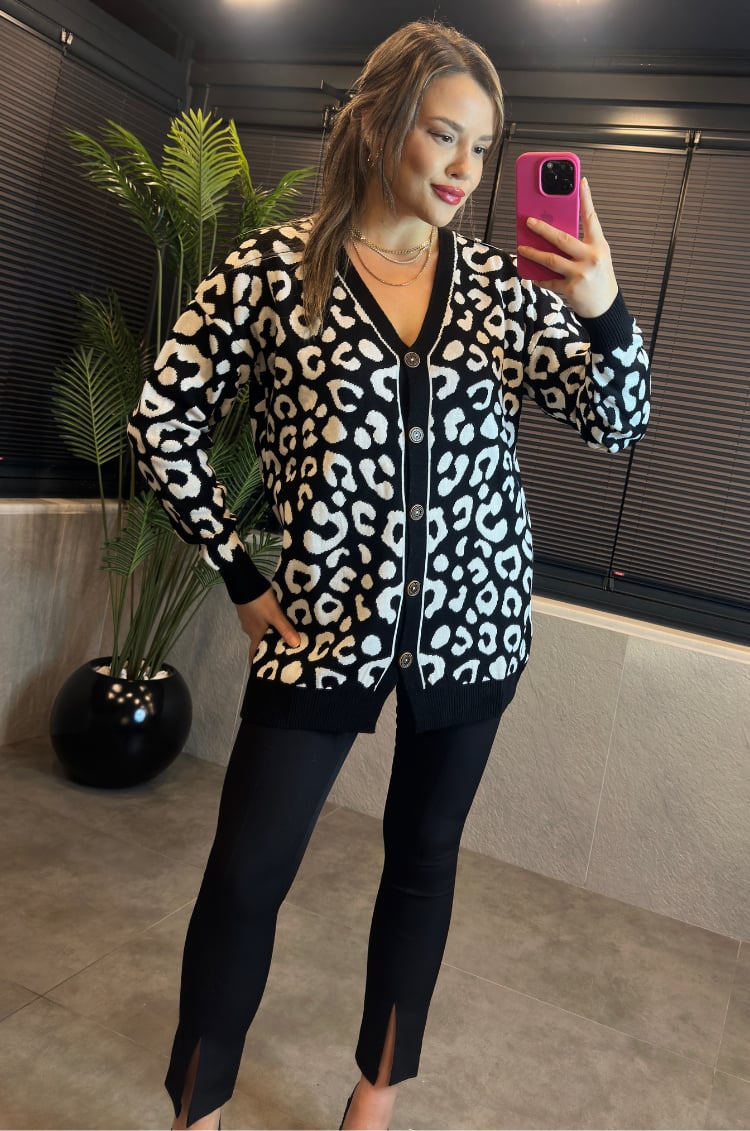 Leopar Desenli Siyah Hırka