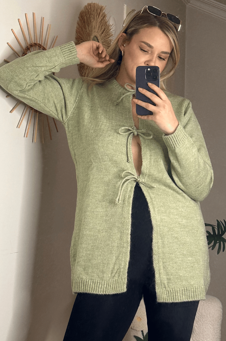 Mint Yeşili Bağcık Detaylı Hırka