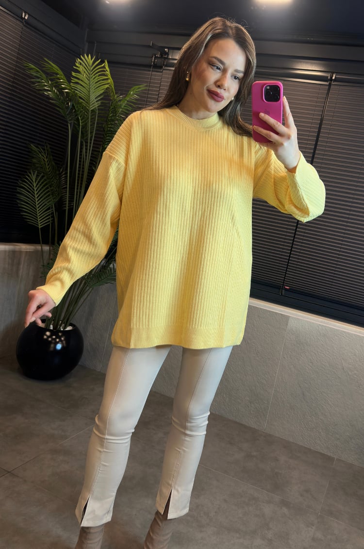 Sarı Yarı Boğazlı Fitilli Oversize Kazak 