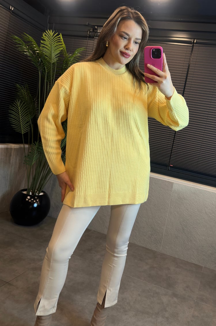 Sarı Yarı Boğazlı Fitilli Oversize Kazak 