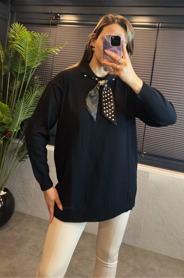 Siyah Fularlı Oversize Merserize Kazak