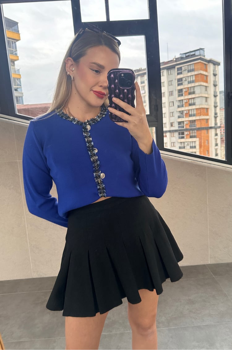 Tüvit Süslemeli Özel İşleme Düğmeli Saks Mavi Hırka