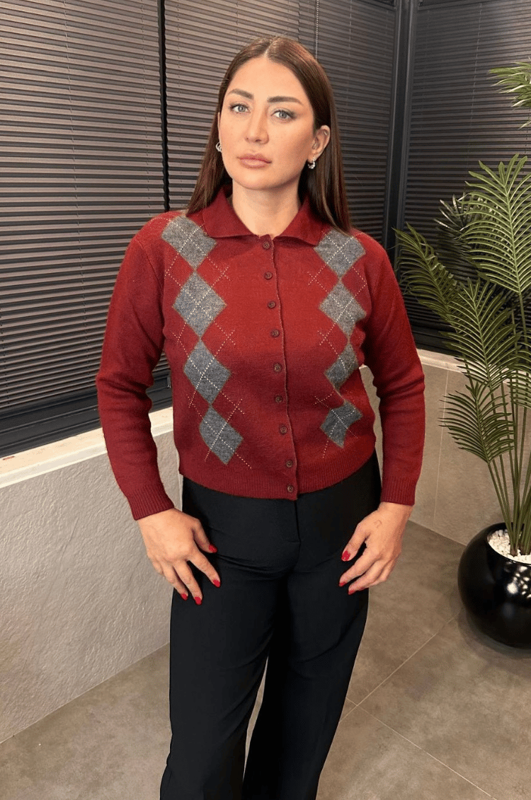 Yaka Detaylı Baklava Desenli Bordo Hırka