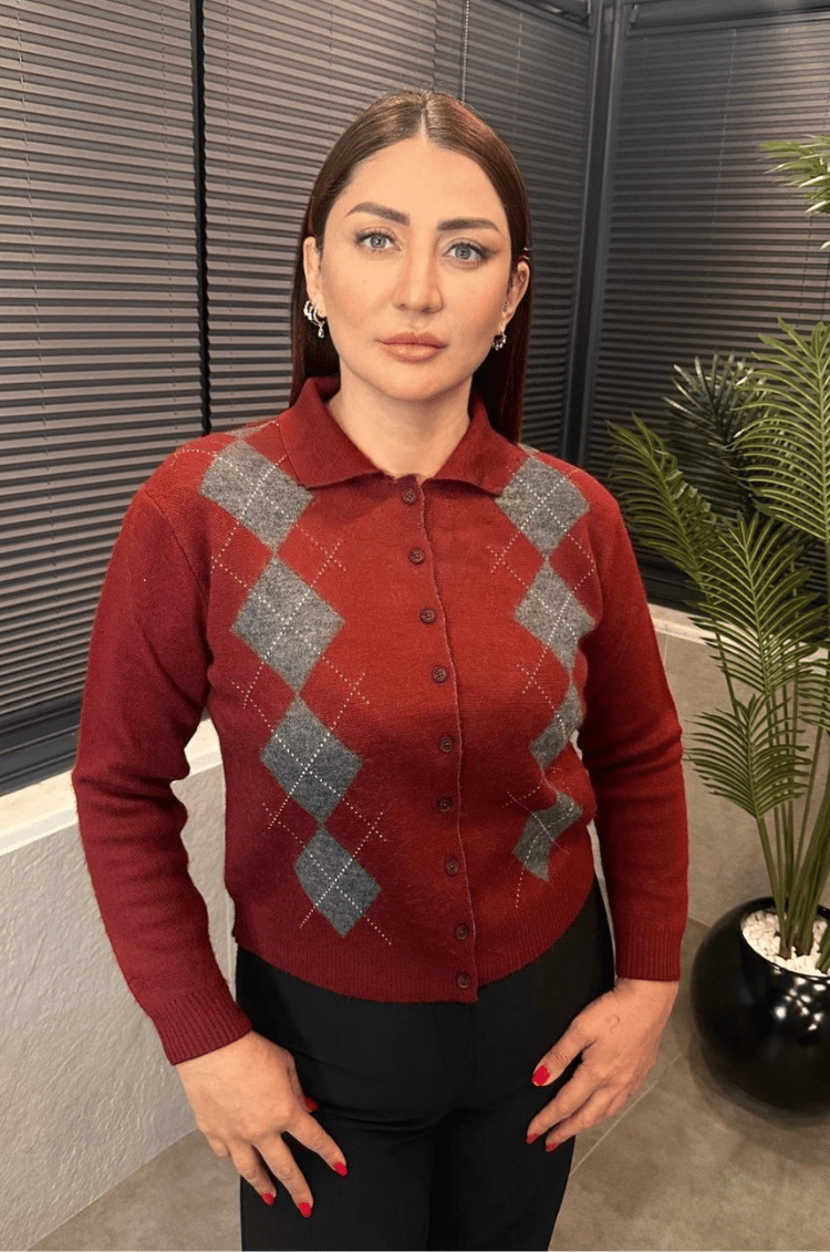 Yaka Detaylı Baklava Desenli Bordo Hırka