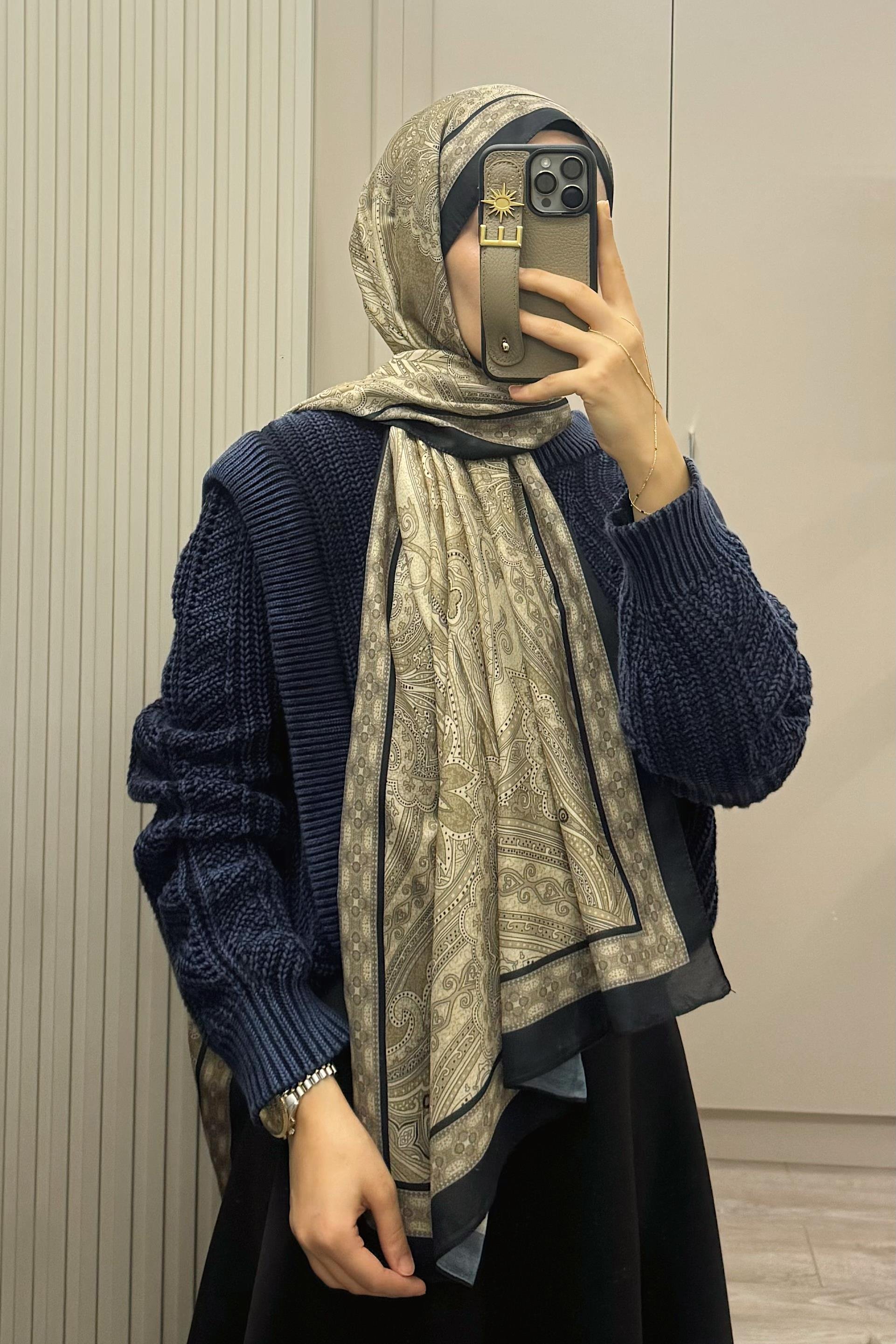 PAMUK İPEK ŞAL ETNİK DESEN SİYAH HAKİ