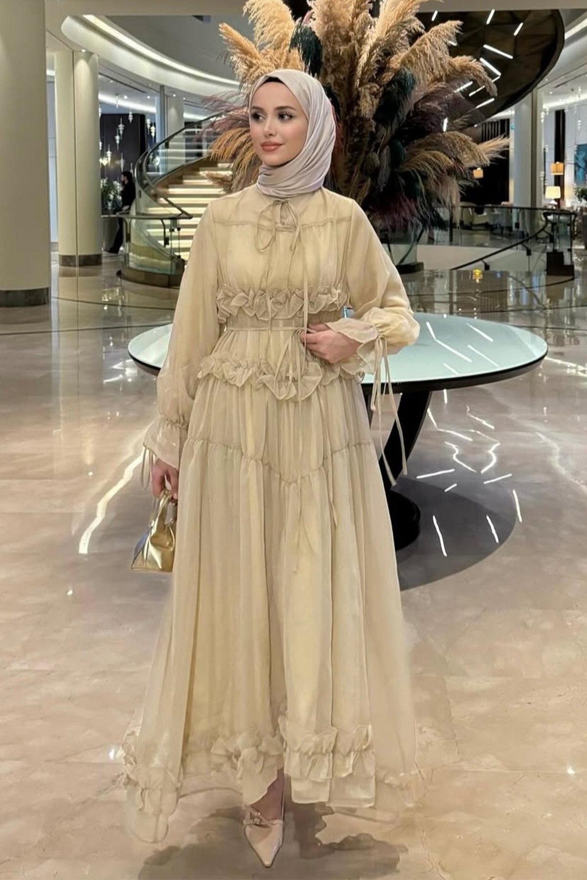 ELSA FIRFIR DETAYLI ŞİFON ABİYE ELBİSE BEJ