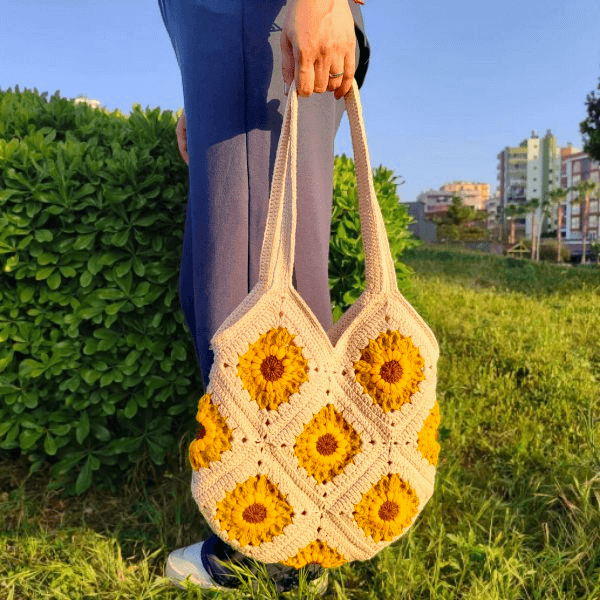 Ayçiçek Motifli Omuz Çantası 