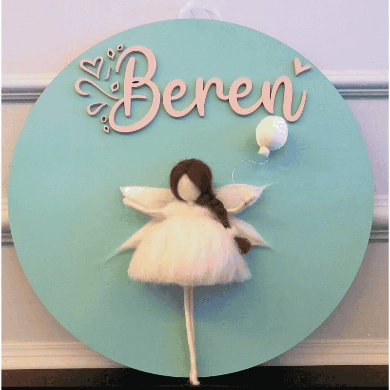 Kız Bebek İsimli Özel Tasarım Kapı Süsü