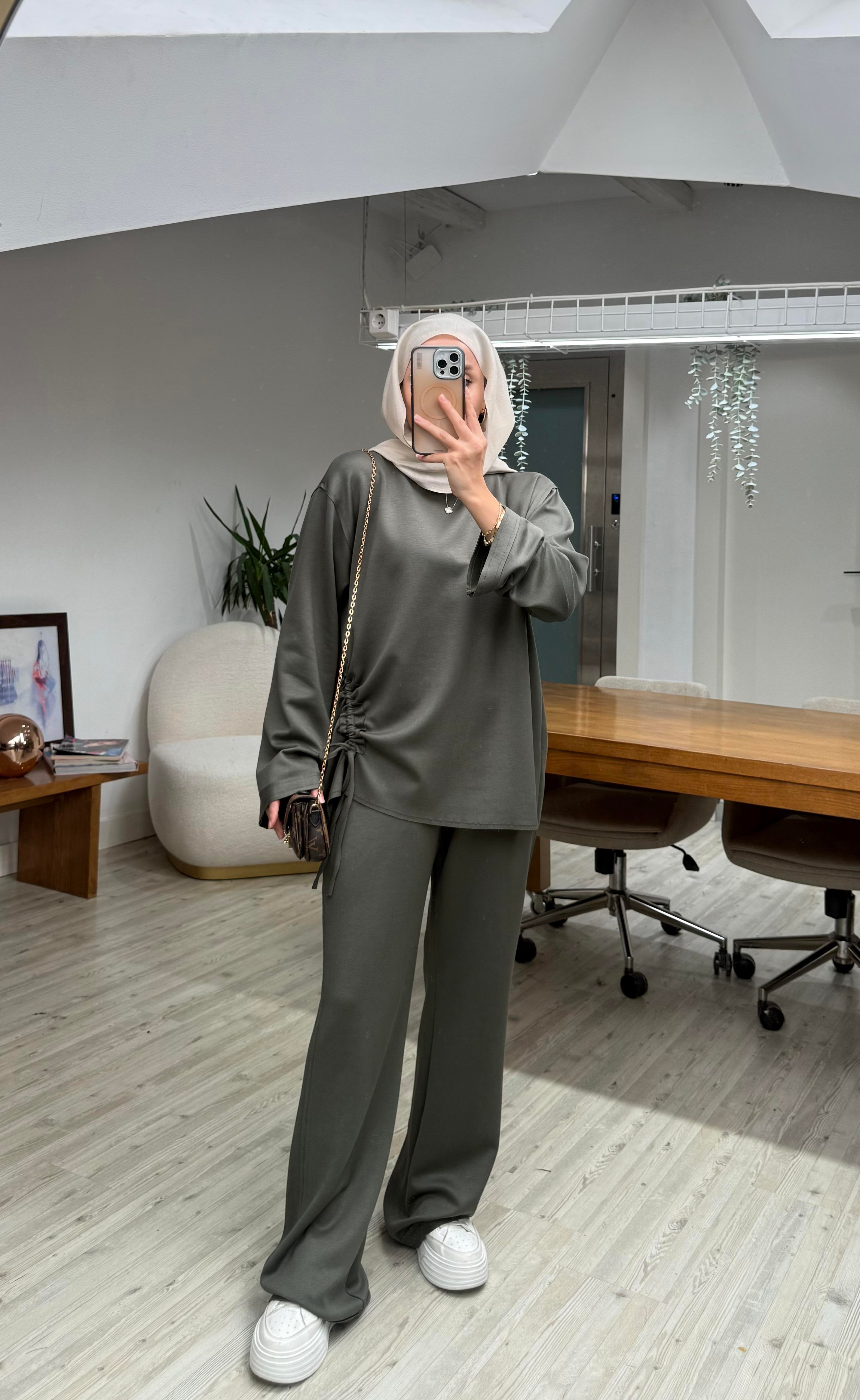 Mukta Büzgü Detaylı Oysh Takım Haki