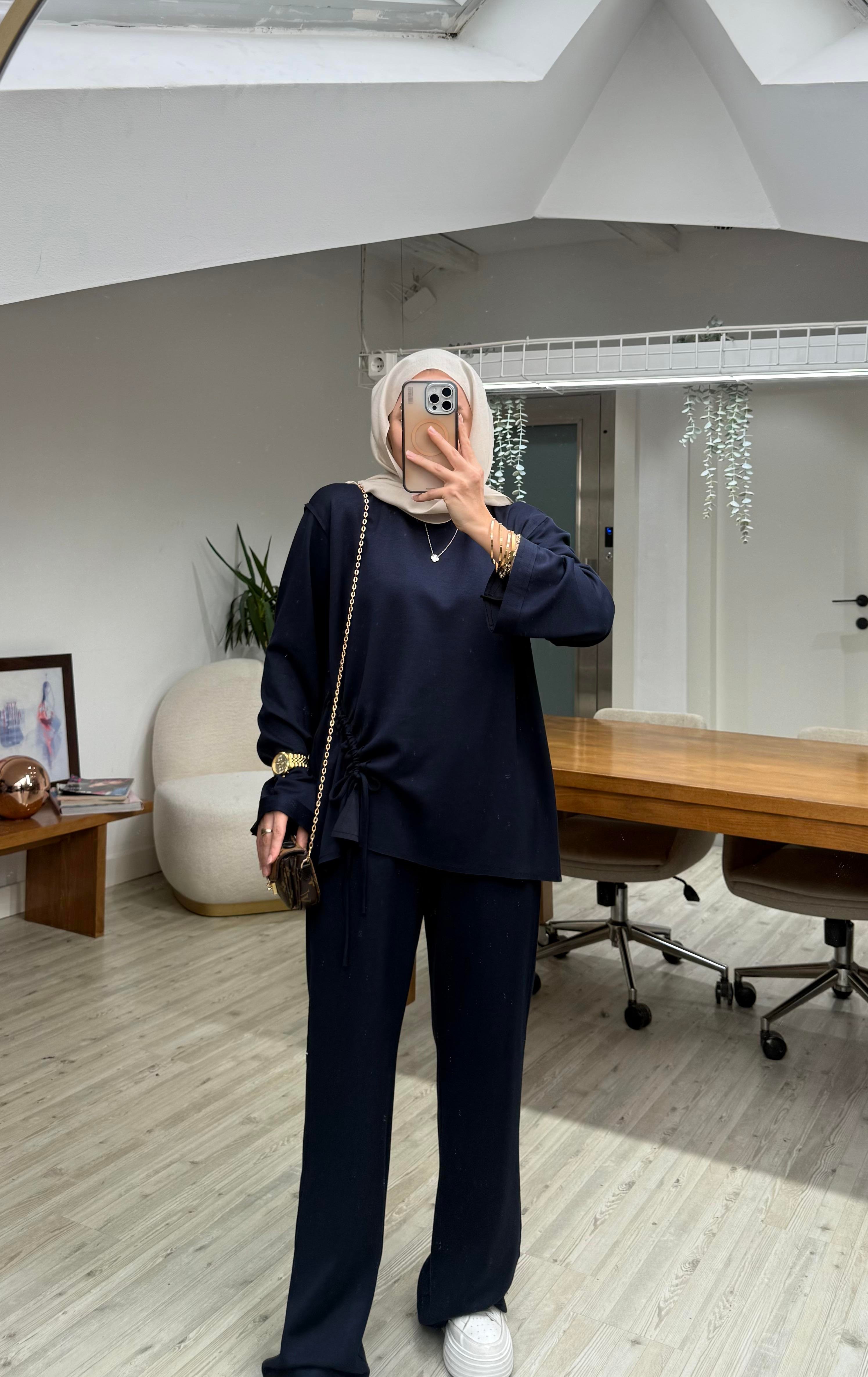 Mukta Büzgü Detaylı Oysh Takım Lacivert