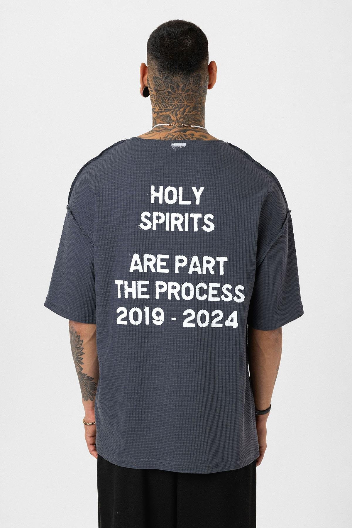 Arka Yazı Baskılı Oversize Triko Tişört Füme