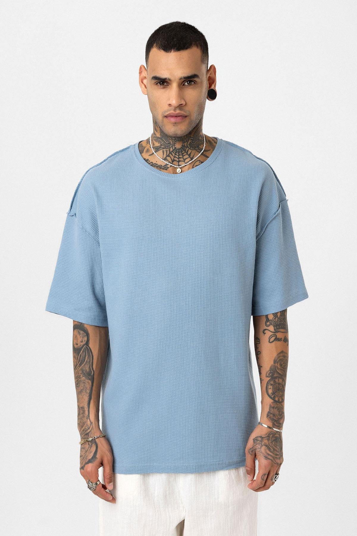 Arka Yazı Baskılı Oversize Triko Tişört Mavi