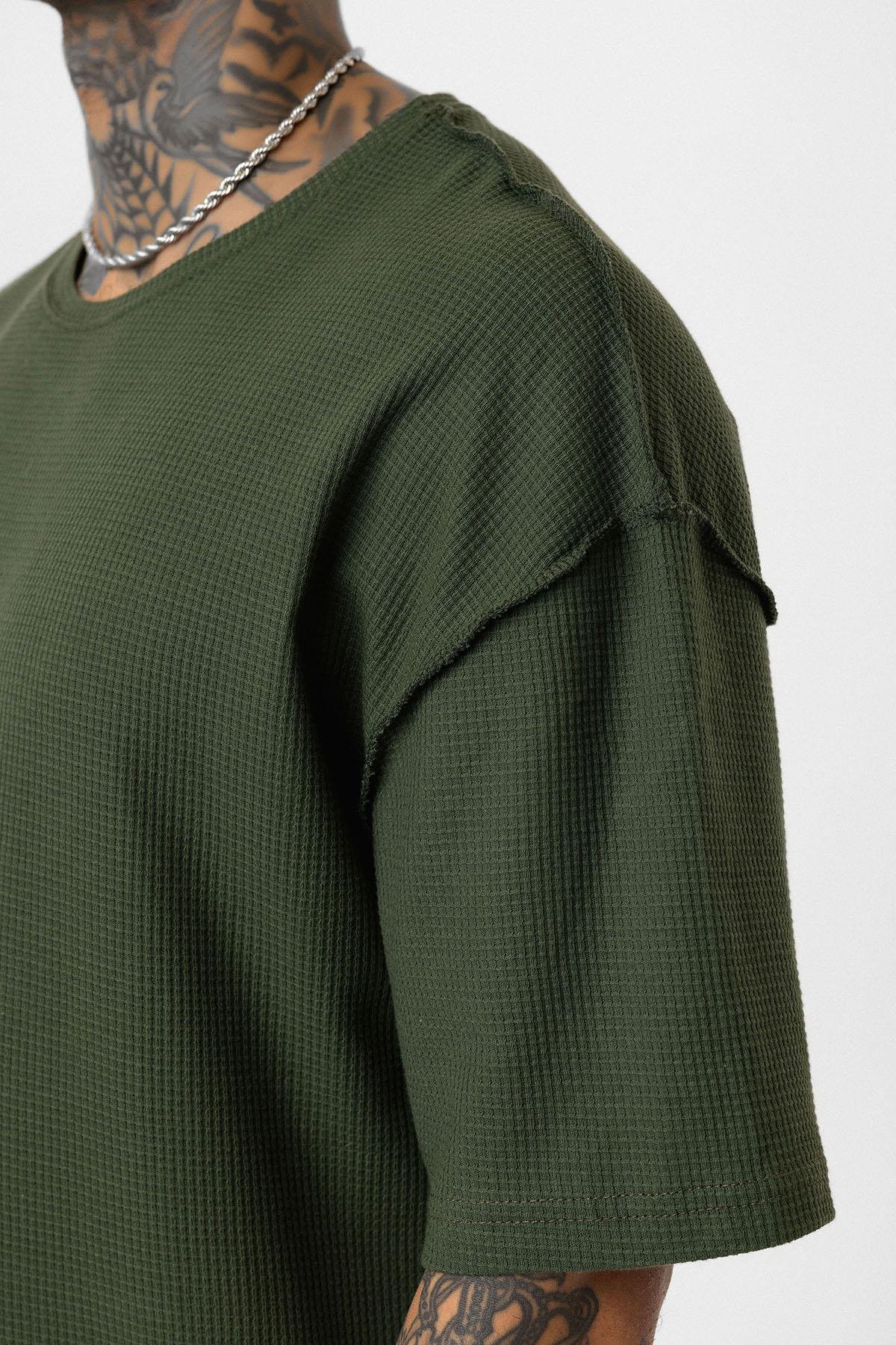 Arka Yazı Baskılı Oversize Triko Tişört Haki