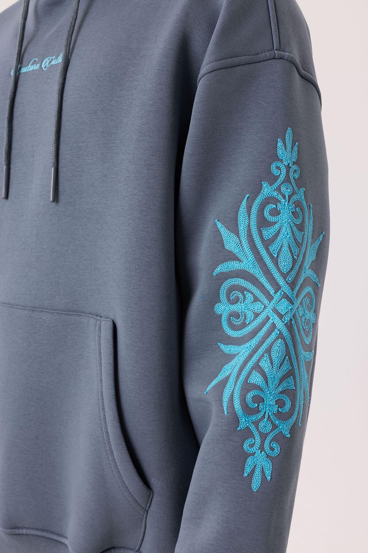 Desenli Oversize Sweatshirt Açık Füme