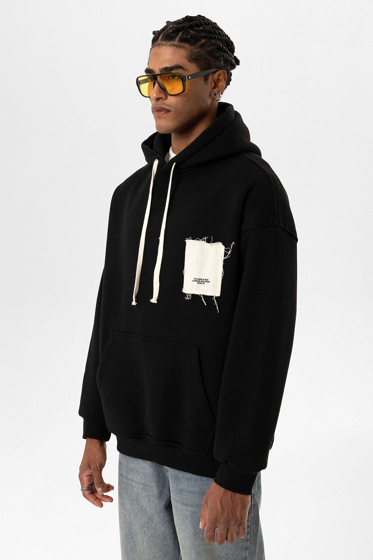 Etiket Detaylı Oversize Kapüşonlu Sweatshirt Siyah