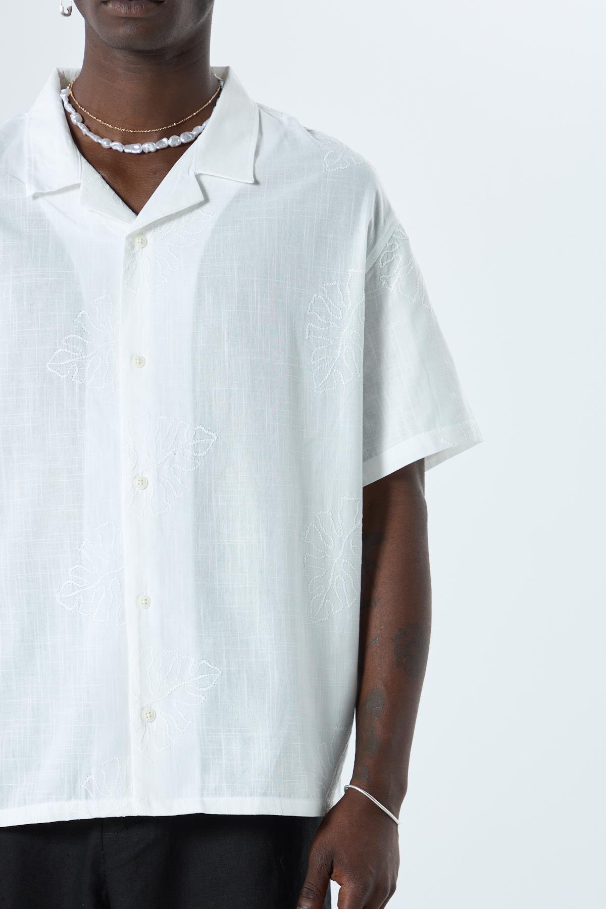 Nakış Detaylı Oversize Keten Gömlek Ekru