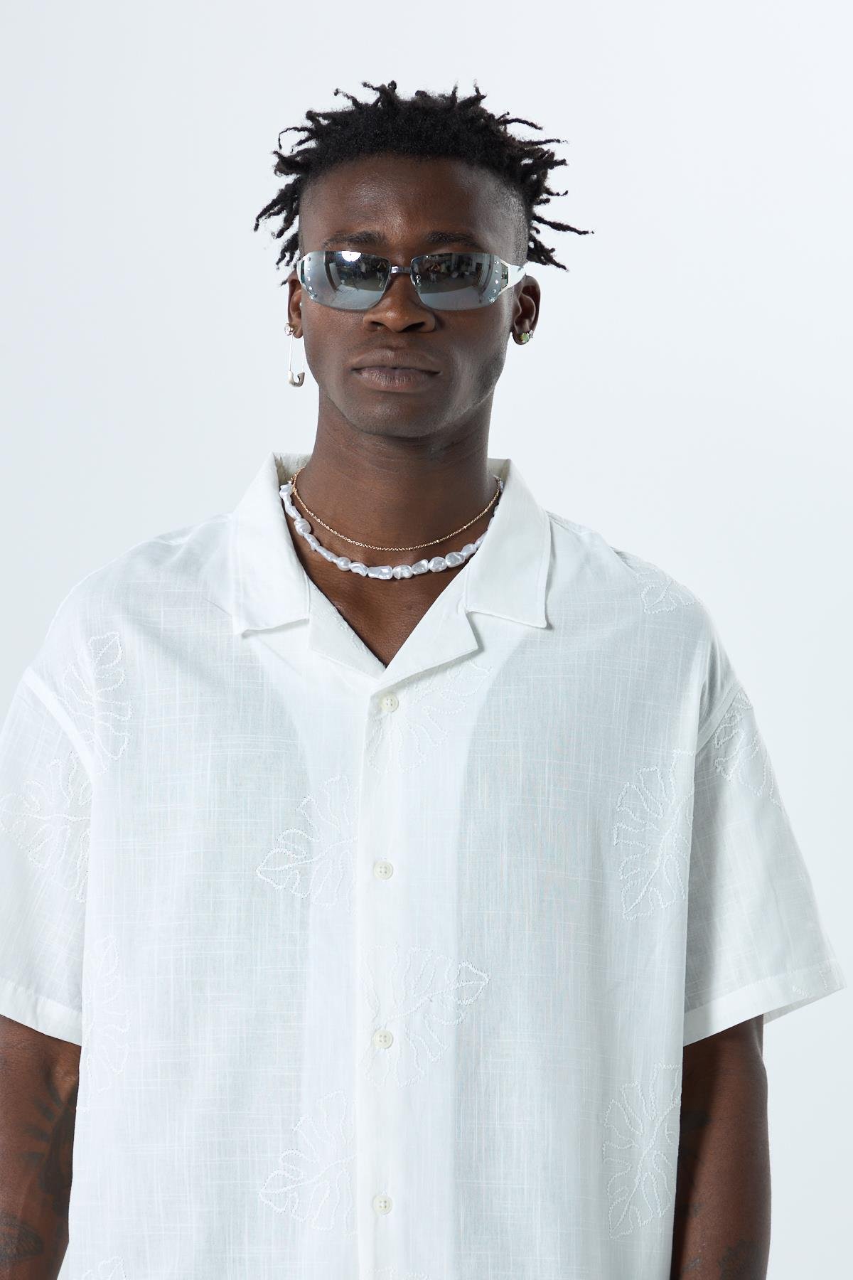 Nakış Detaylı Oversize Keten Gömlek Ekru