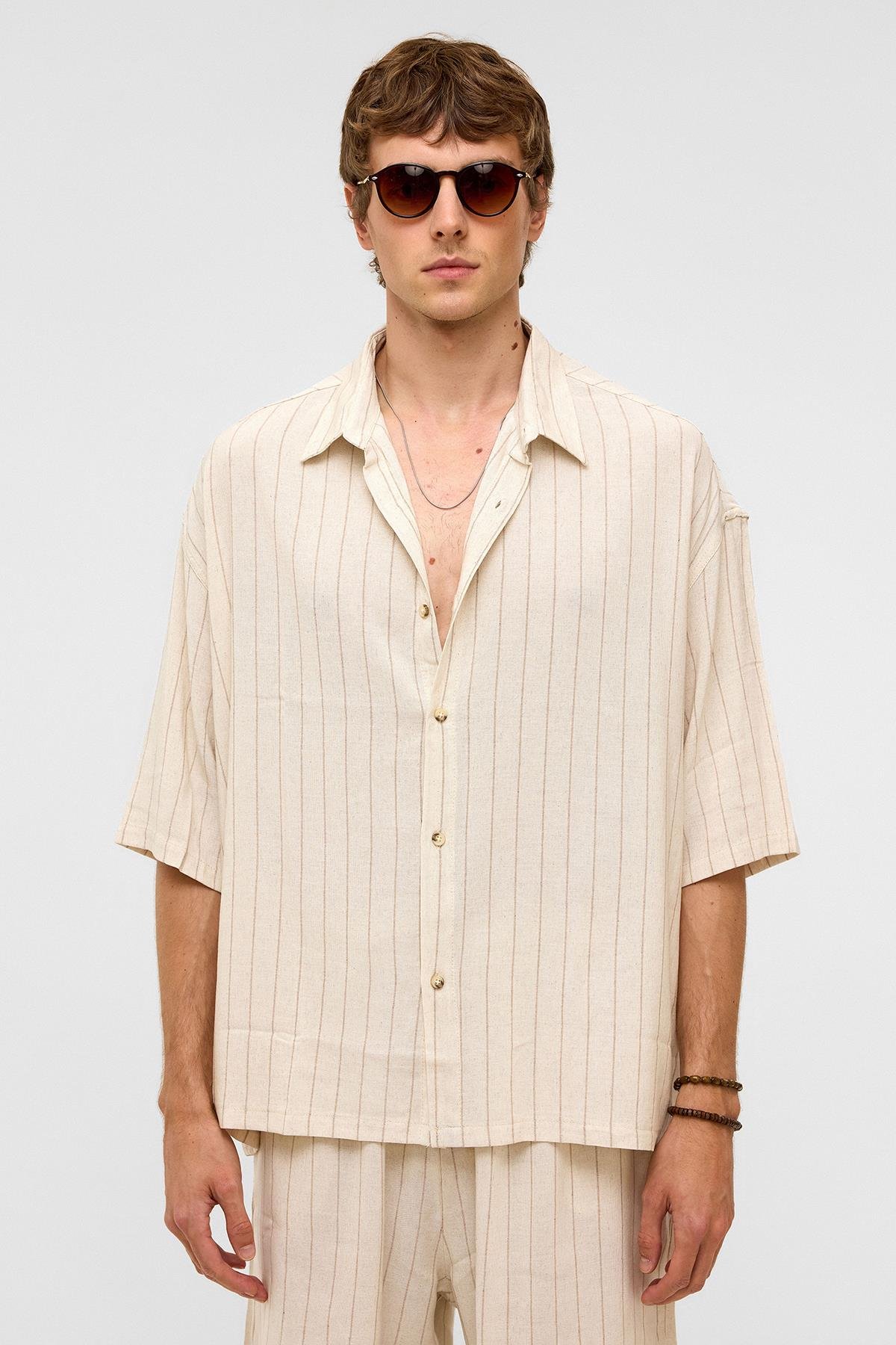 Oversize Çizgili Kısa Kollu Keten Gömlek Vizon