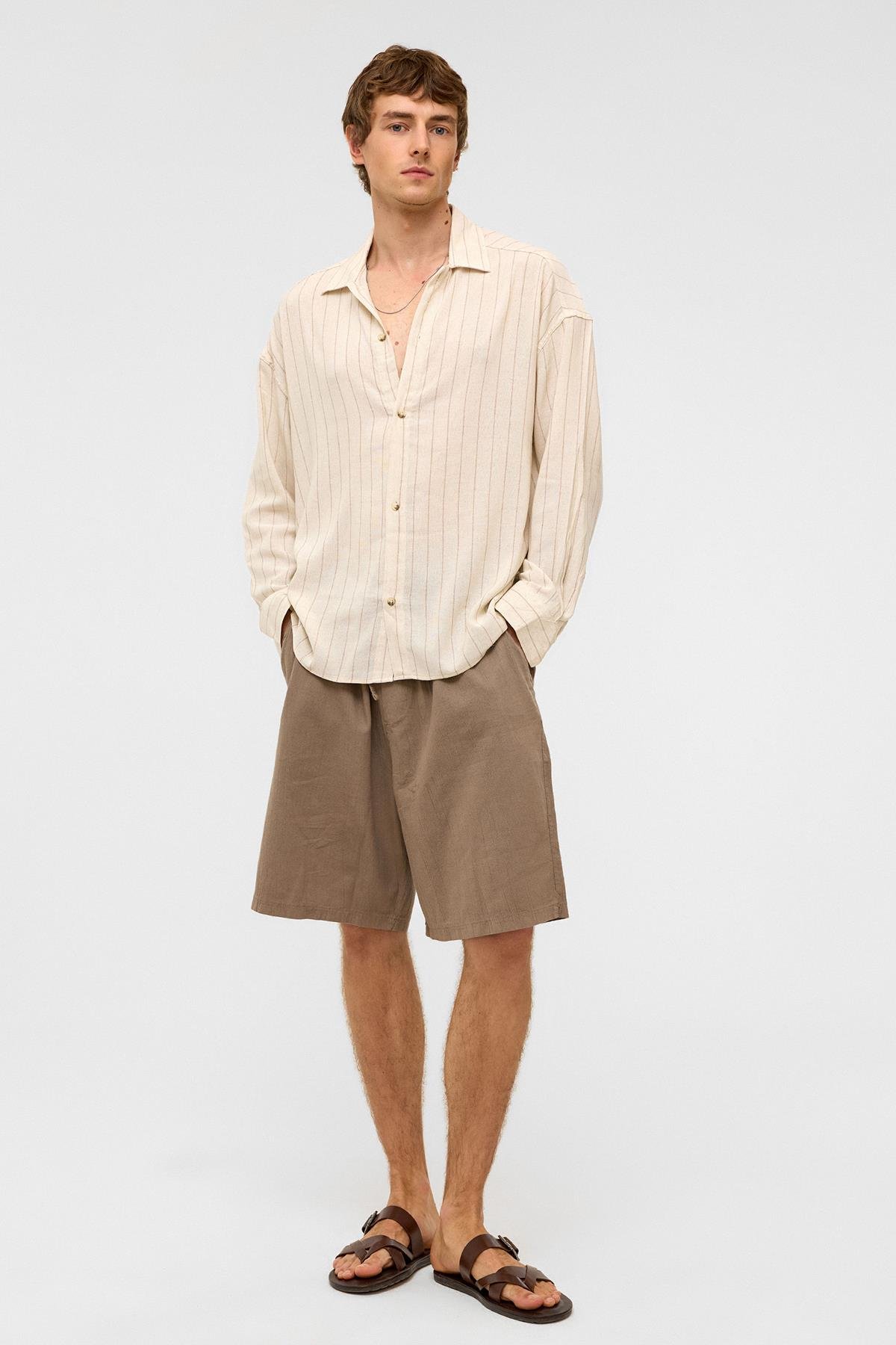 Oversize Uzun Kollu Çizgili Keten Gömlek Vizon