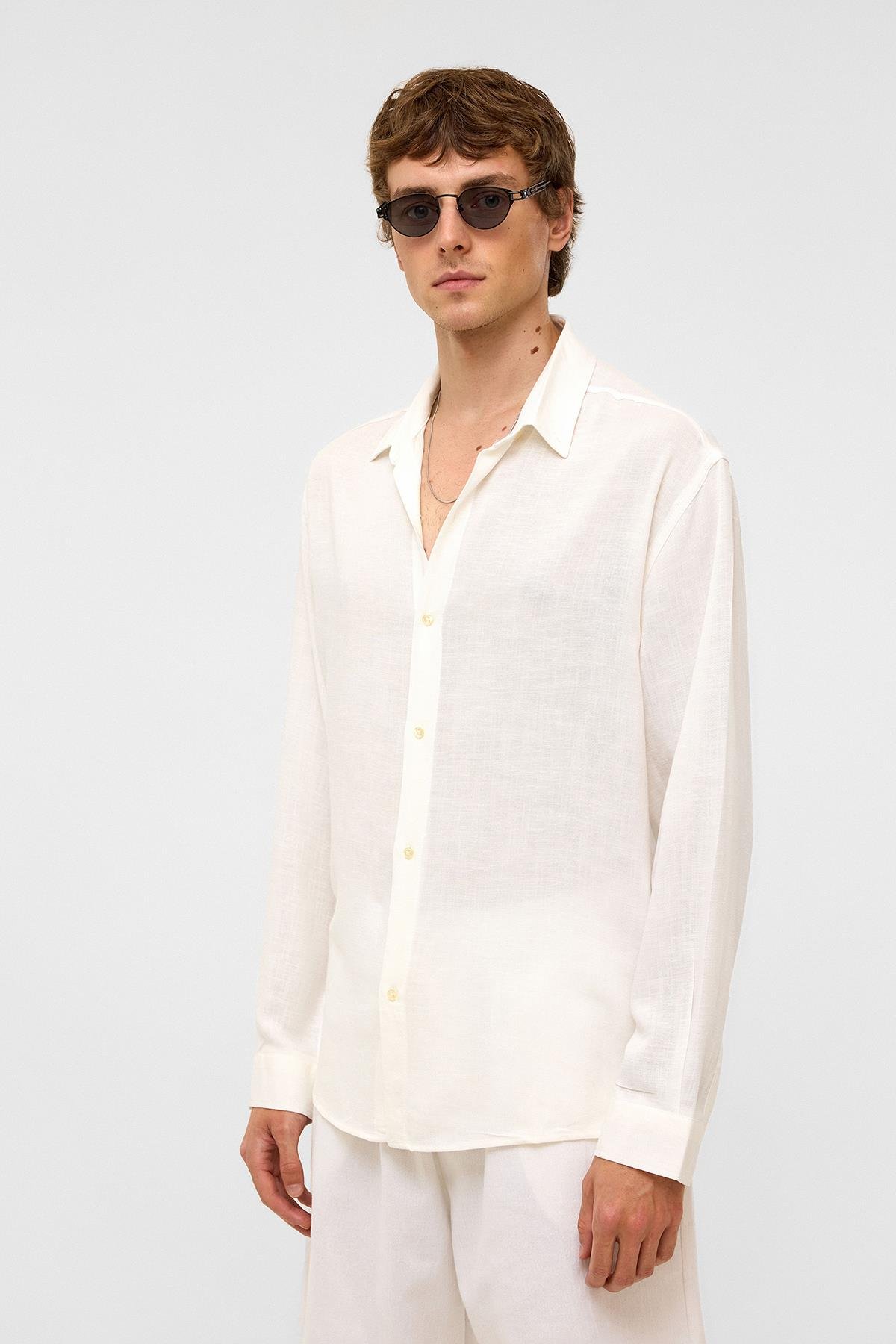 Oversize Uzun Kollu Keten Gömlek Beyaz