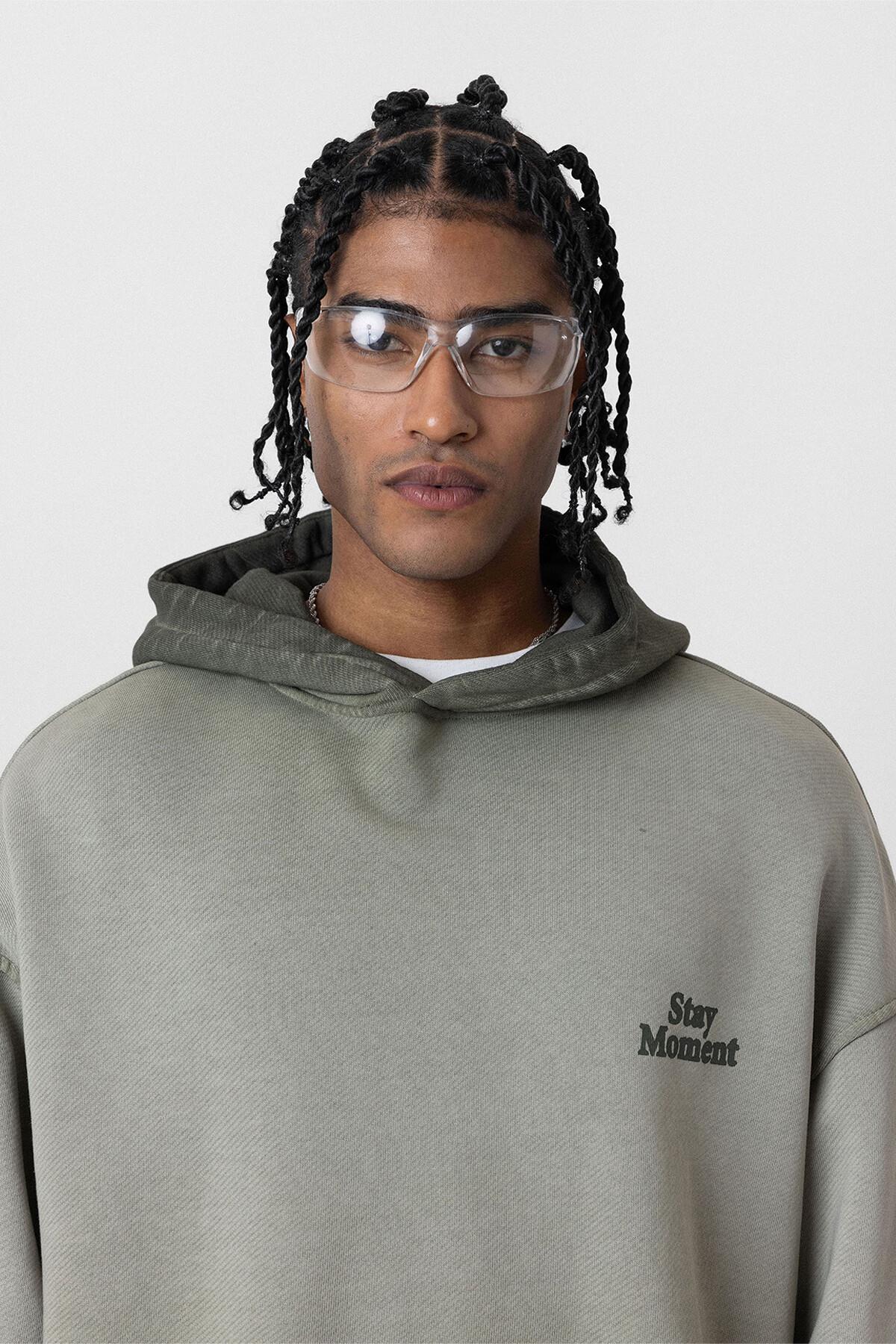 Premıum Yıkamalı Yazı Detaylı Oversize Kapüşonlu Sweatshirt Açık Haki