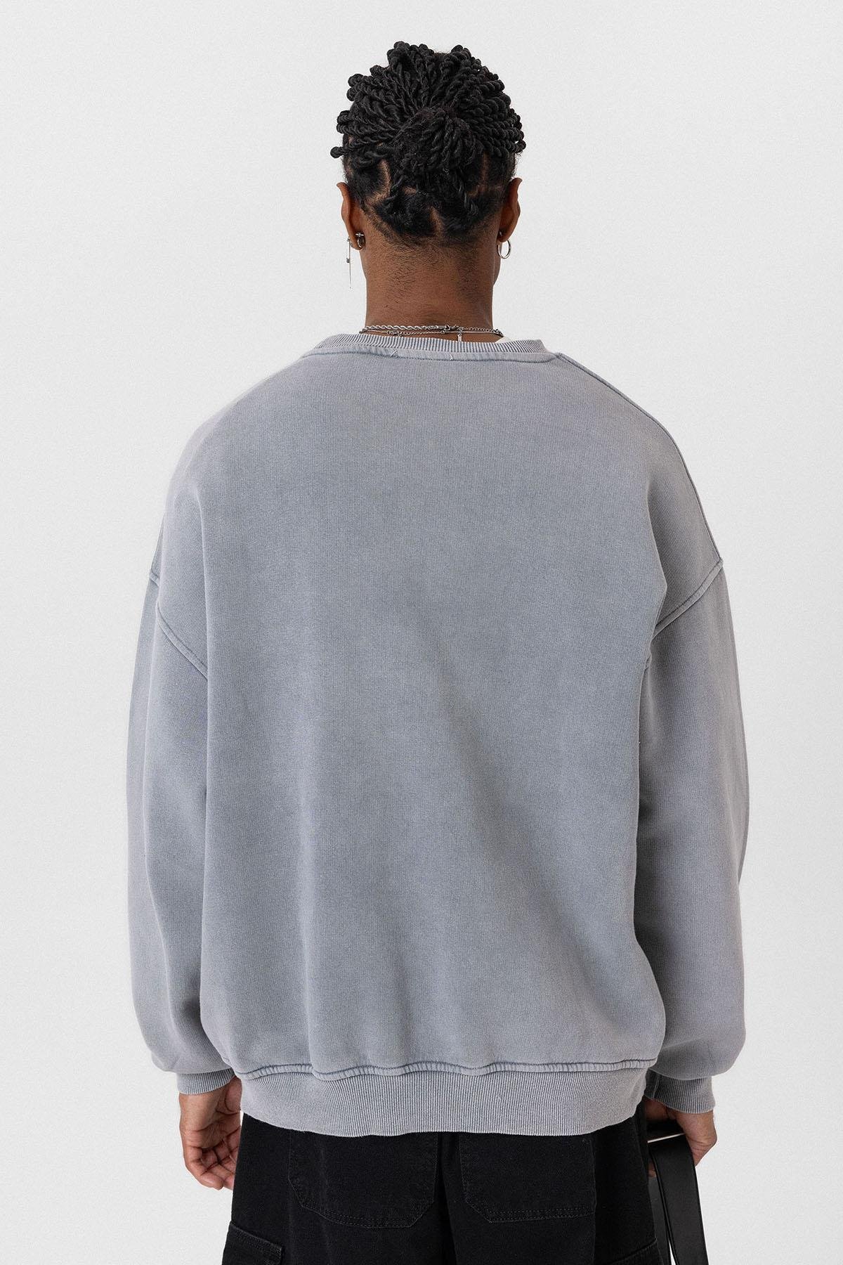 Yıkamalı Cep Detaylı Oversize Sweatshirt Açık Gri