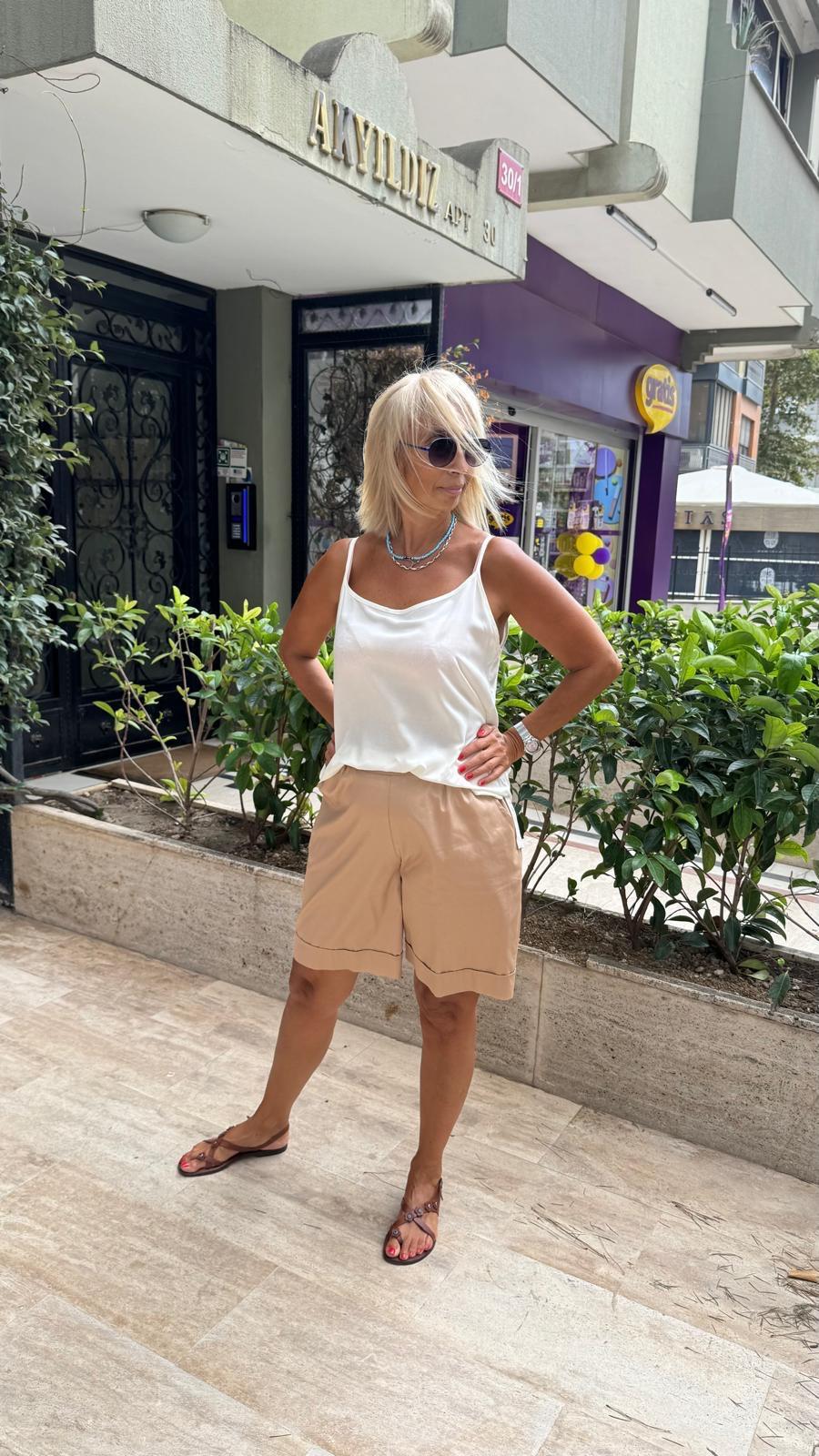 52244 Askılı Bluz