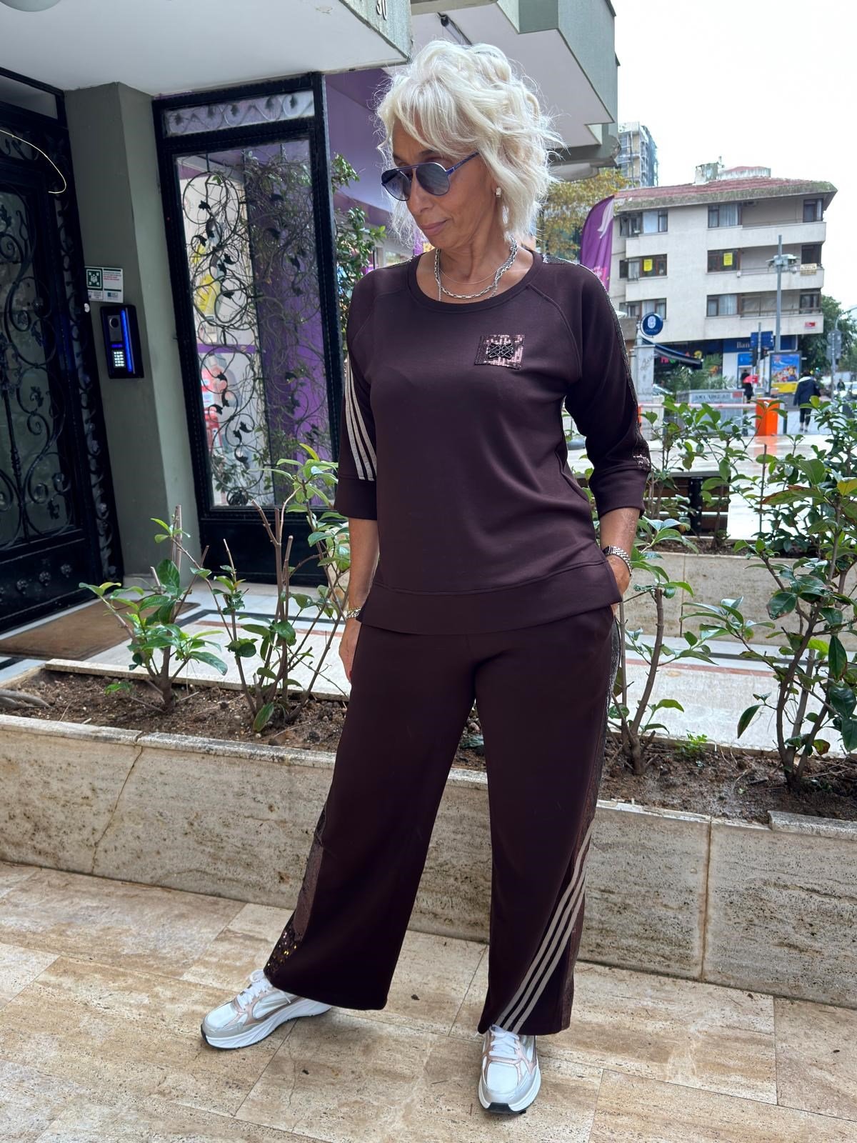 Bisiklet Yaka Pul Payetli Şerit Detaylı Truvakar Bluz