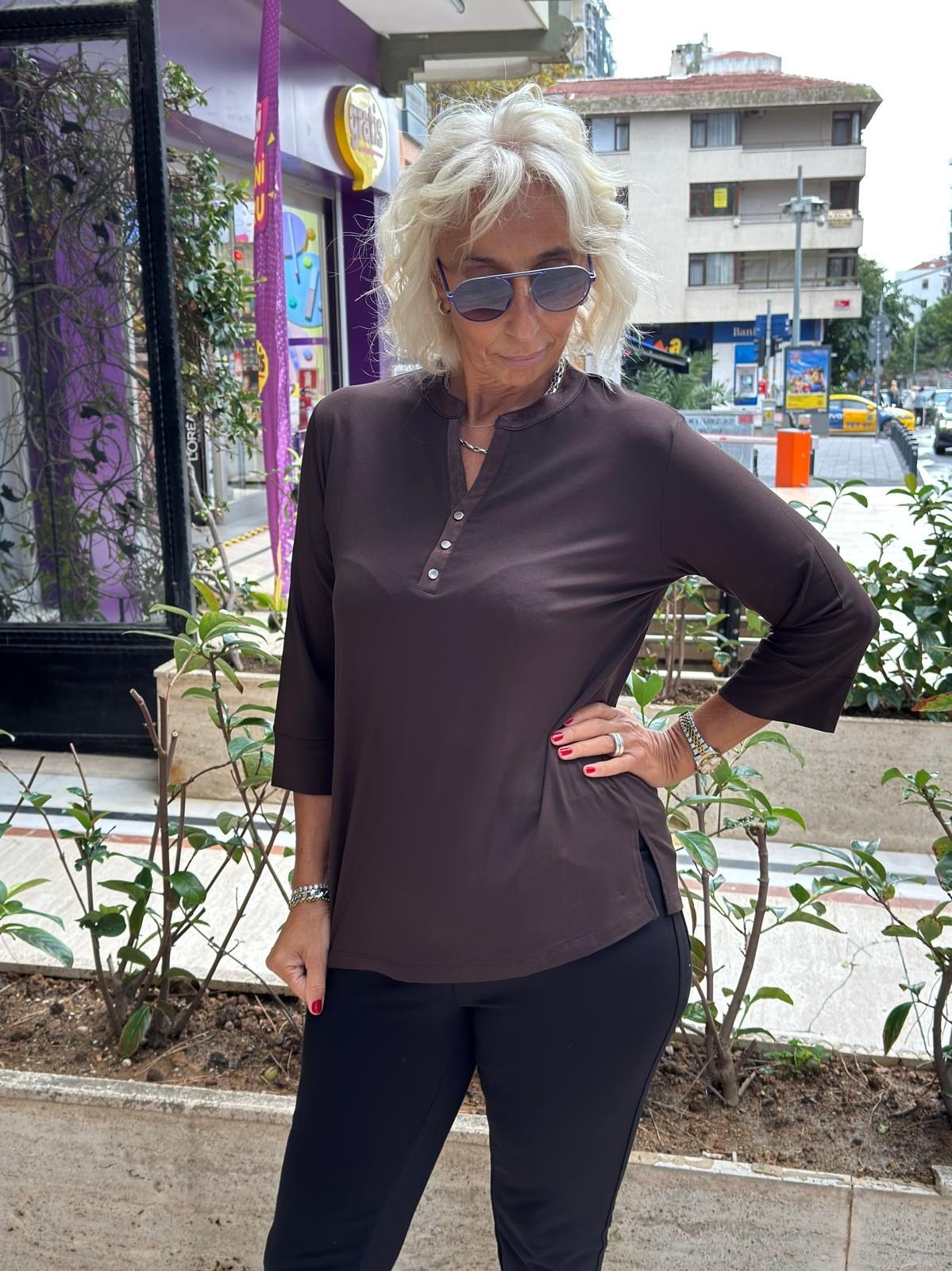 Çıt Çıt Detaylı Basic Tshirt