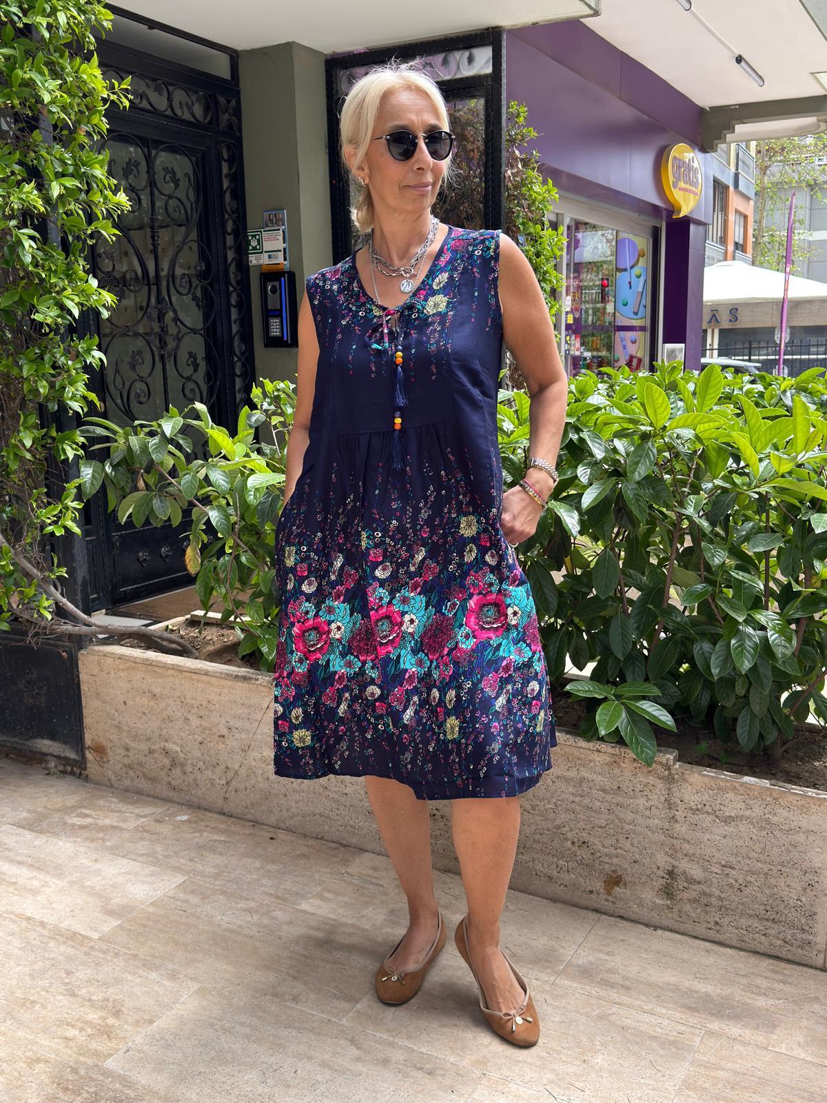 Eteği Sulu Elbise