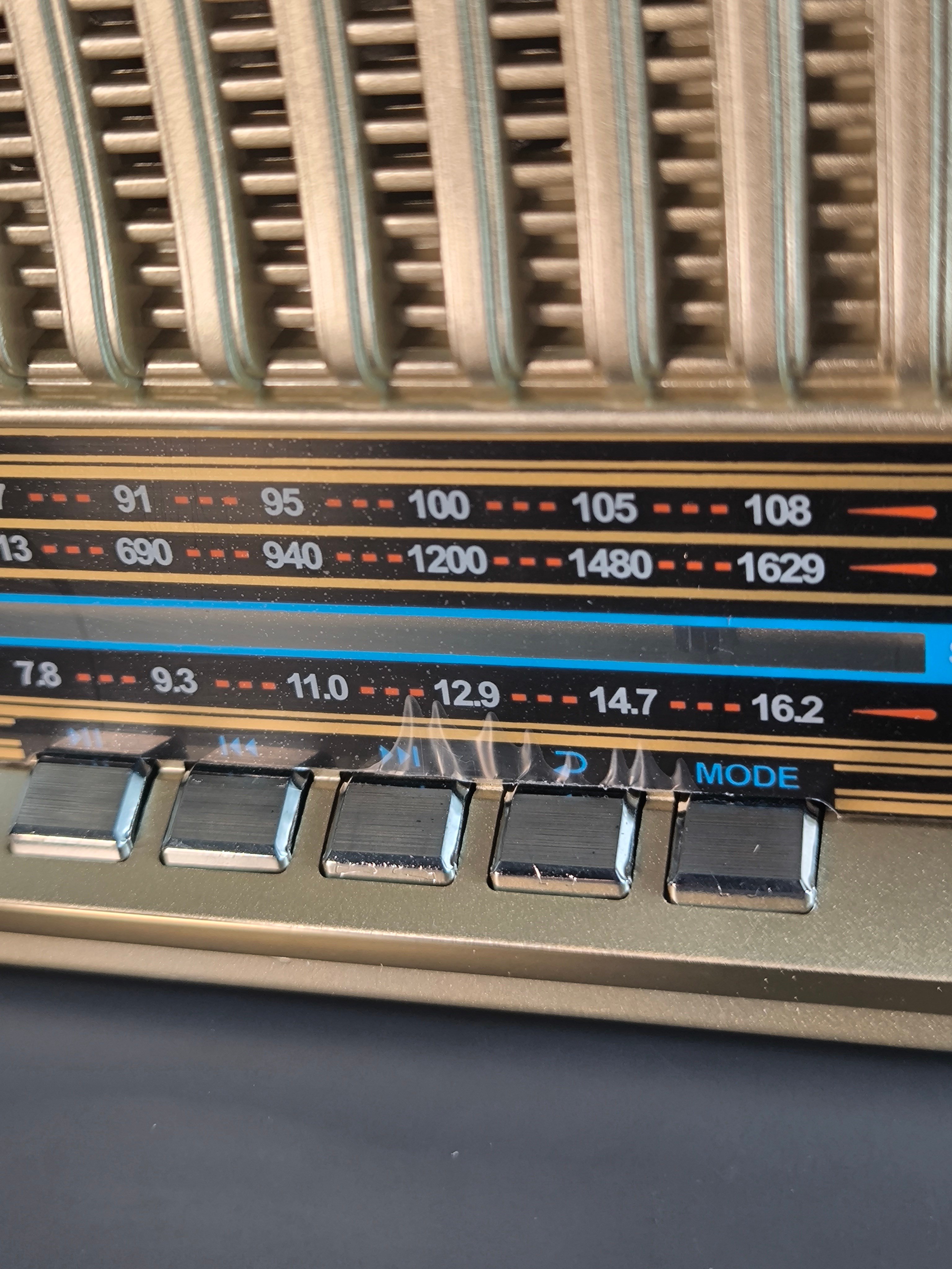 MD-1908BT Nostaljik Radyo Görünümlü Bluetooth,Hafıza Kartı,Usb Bellek,Aux Ve Radyo Destekli Hoparlör Gold