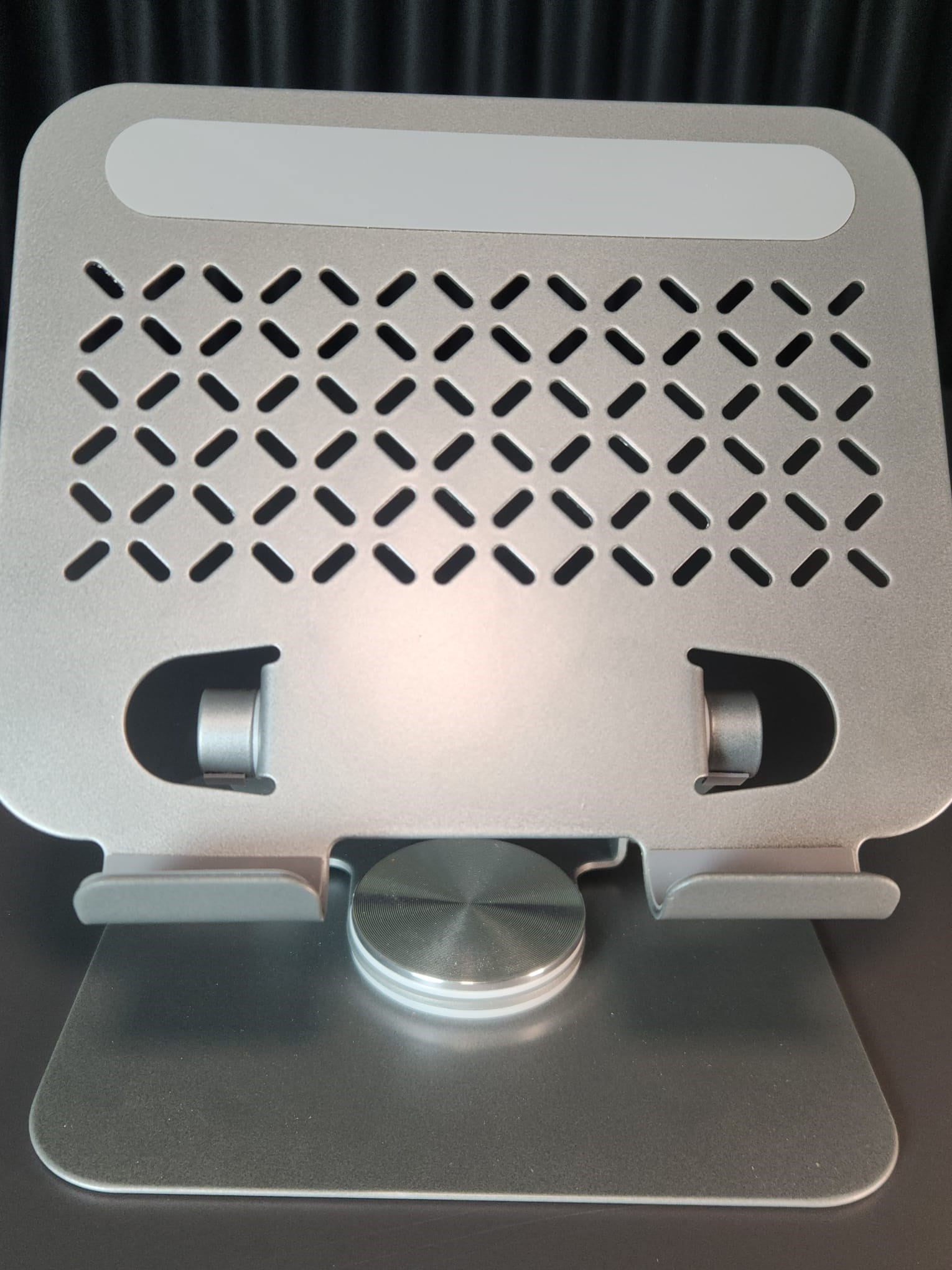 Premium 360° Döner Tablet Standı | Katlanabilir, Kaymaz, Ergonomik Masaüstü Tutucu