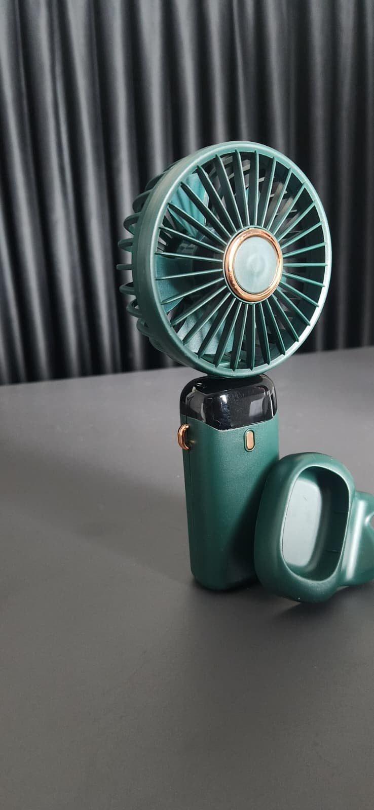 TELKUR N15 YEŞİL Mini Klima 5 Kademeli Şarjlı Taşınabilir Dijital Led Göstergeli Boyna Asmalı El Fanı Vantilatör