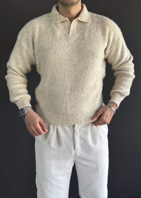 Premium Kalite V Yaka Peluş Detay Triko/Kazak- Krem / KZK03