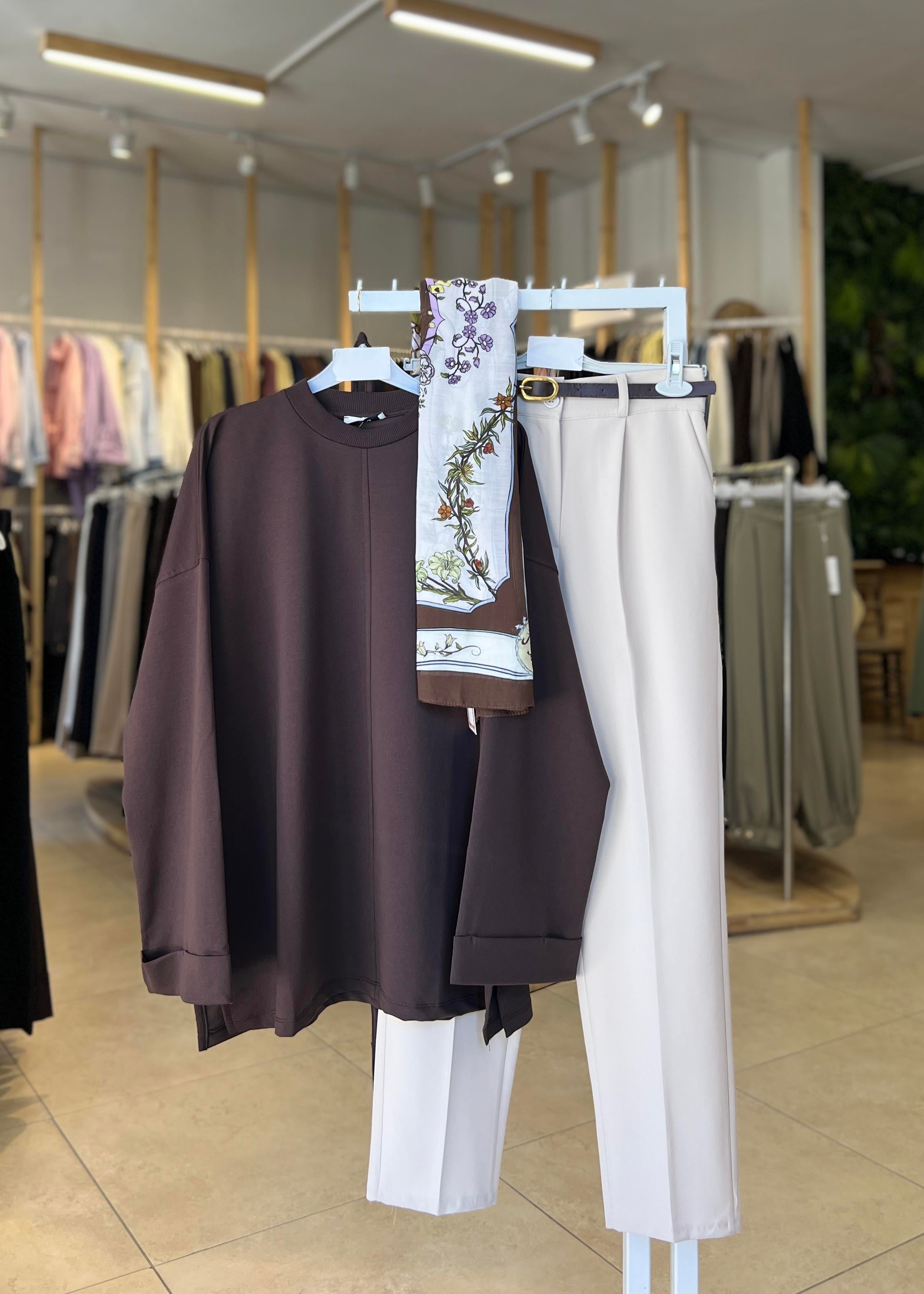 DİKİŞ DETAYLI SWEAT