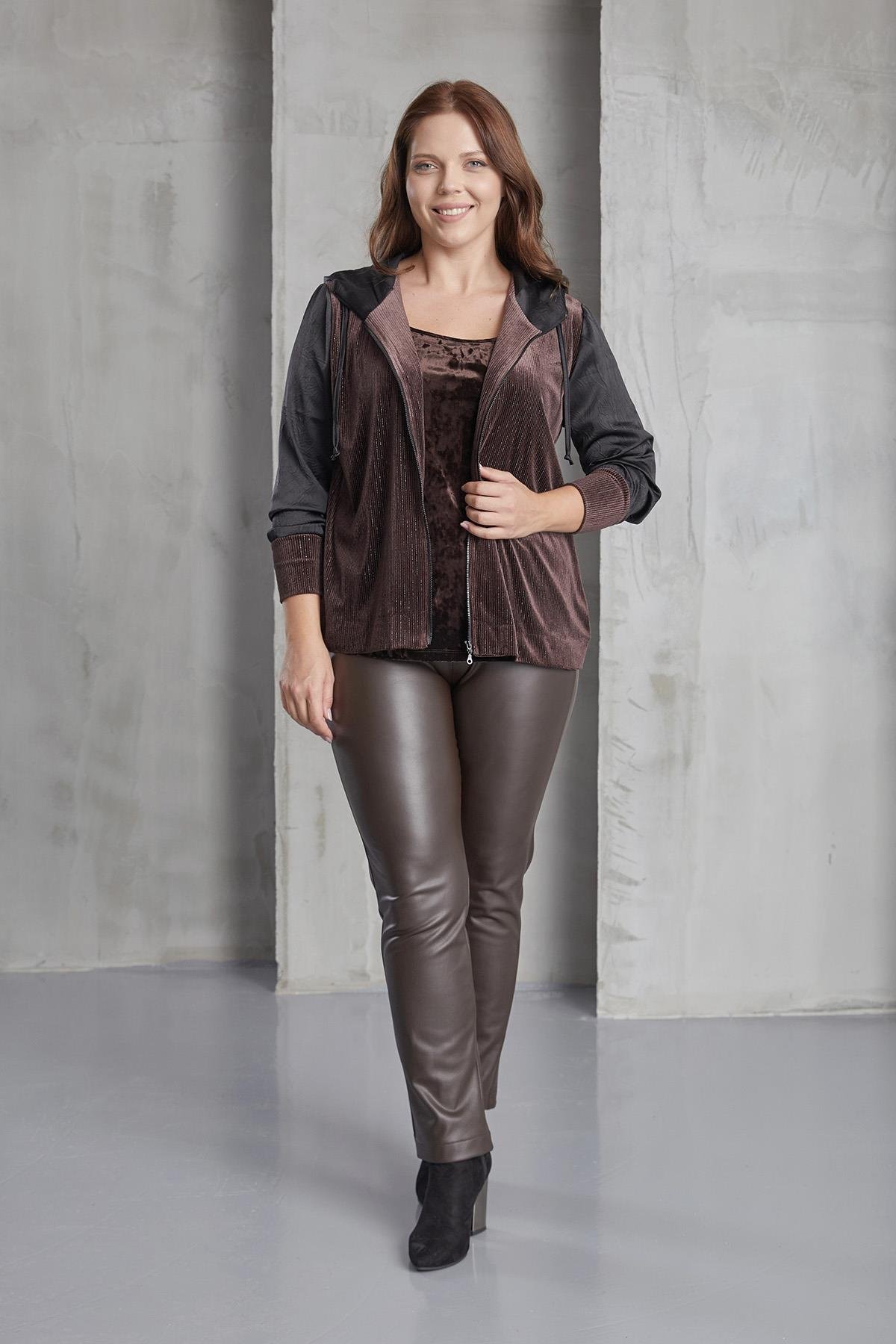 77050 - WEEKEND LUXE