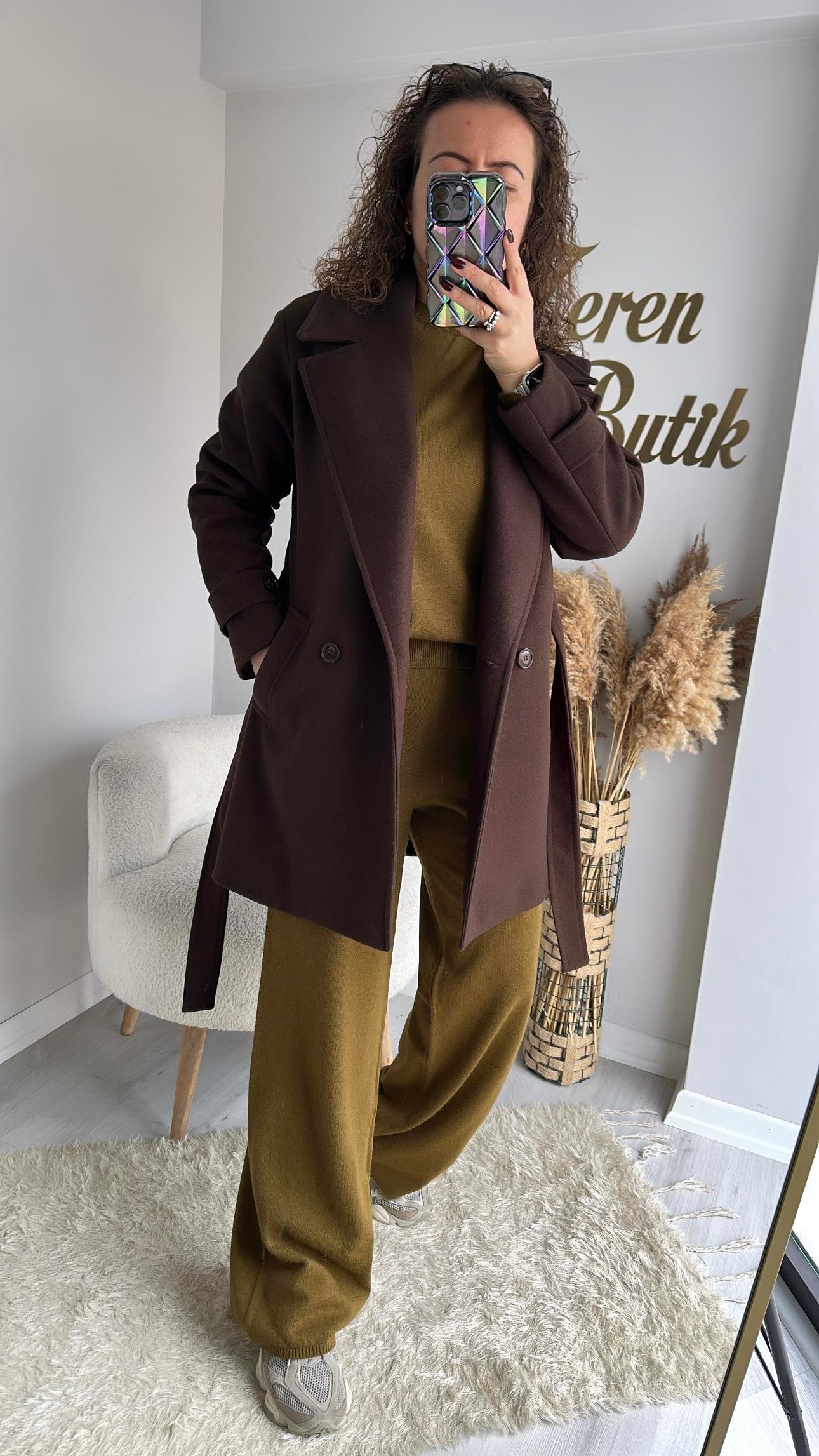 KISA KAŞE TRENÇ