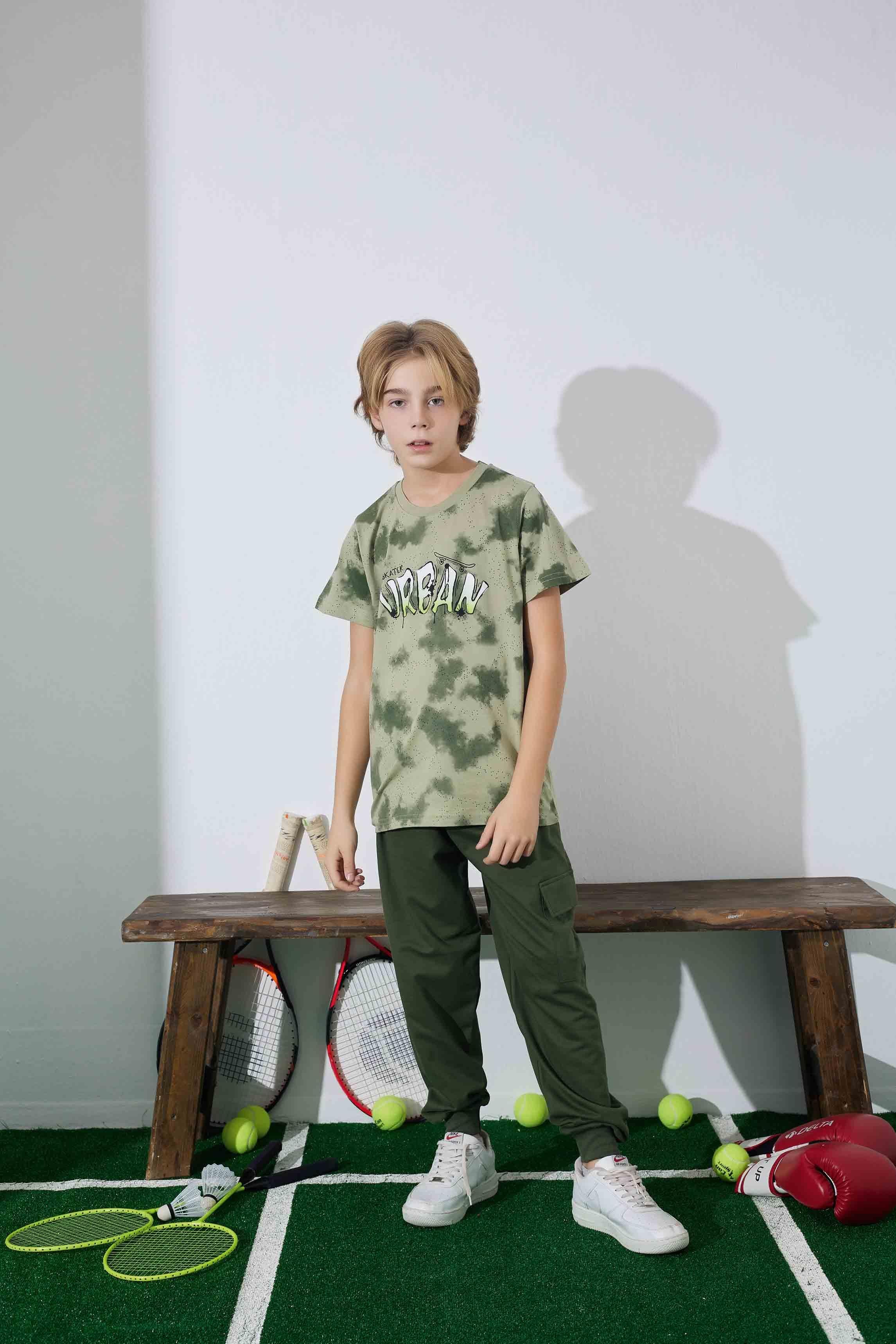 Erkek Çocuk  Yeşil Batik Desenli Pijama Takımı