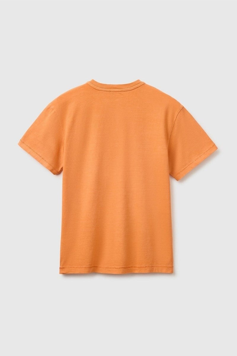 United Colors of Benetton Erkek Çocuk Turuncu Baskı Detaylı Düğmeli Yuvarlak Yaka T-Shirt 6-14 Yaş 