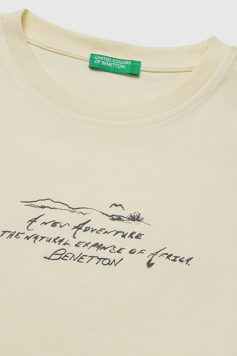 United Colors of Benetton Erkek Çocuk Önü Baskılı Arkası İşlemeli Bisiklet Yaka T-Shirt Ekru 6-13 Yaş