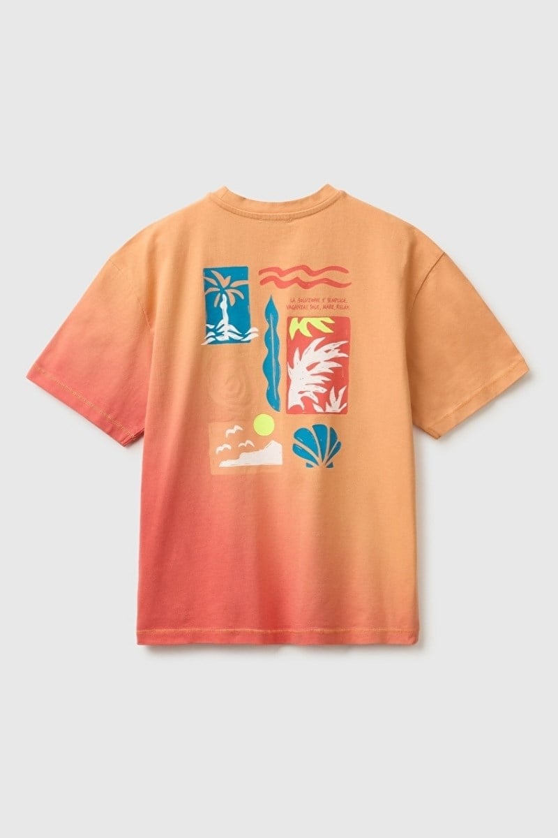 United Colors of Benetton Erkek Çocuk Kırmızı Mix Arkası Baskı Detaylı Bisiklet Yaka T-Shirt 6-14 Yaş 