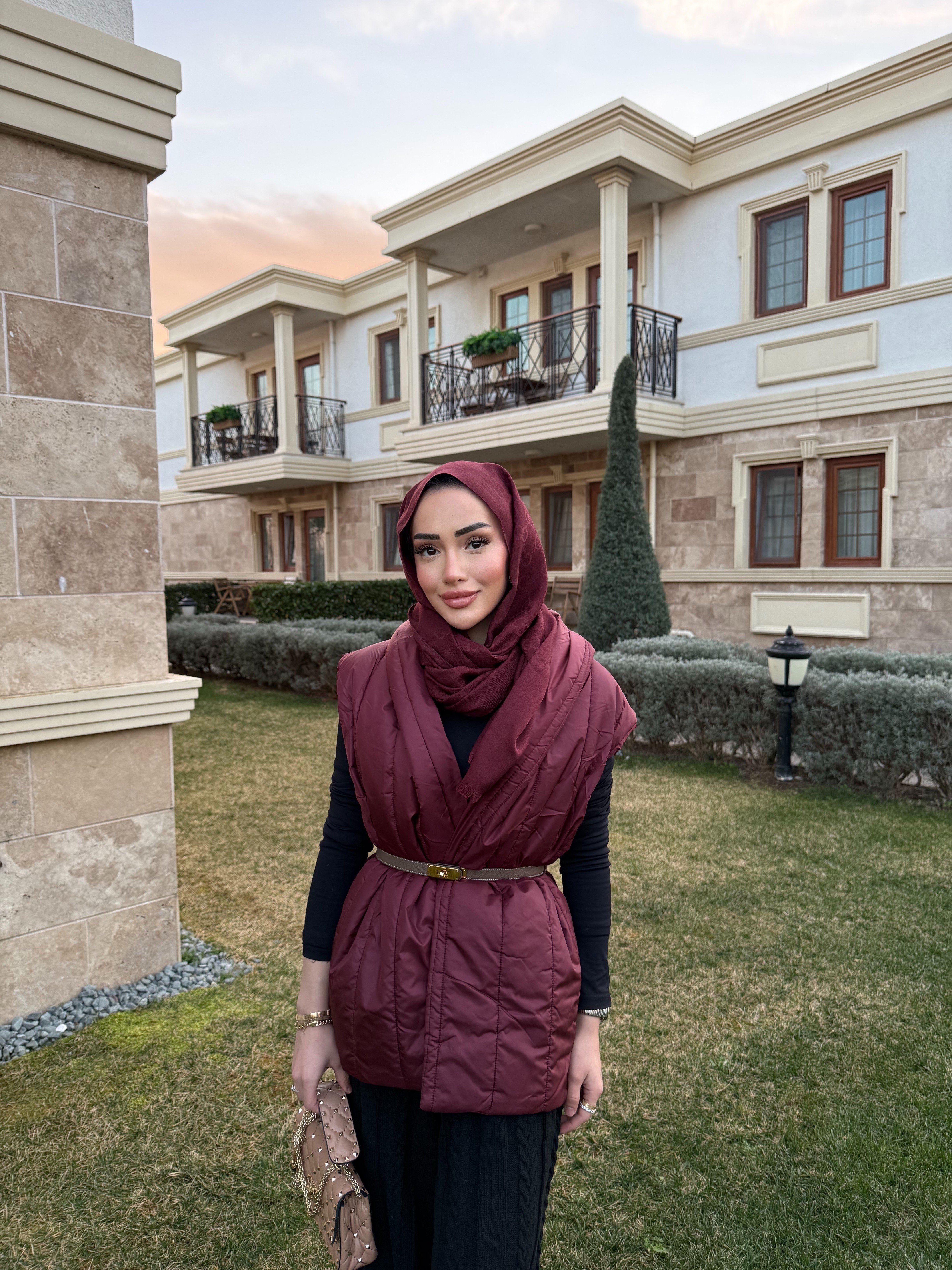 Triko detay şişme yelek bordo