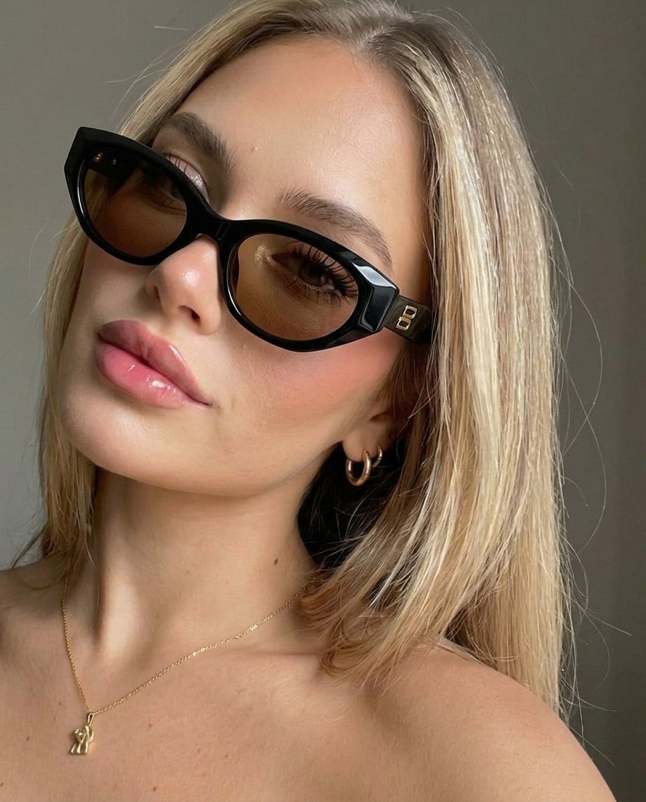 Maria Cat Eye Siyah Çerçeve Soft Kahverngi Cam Asetat Güneş Gözlüğü