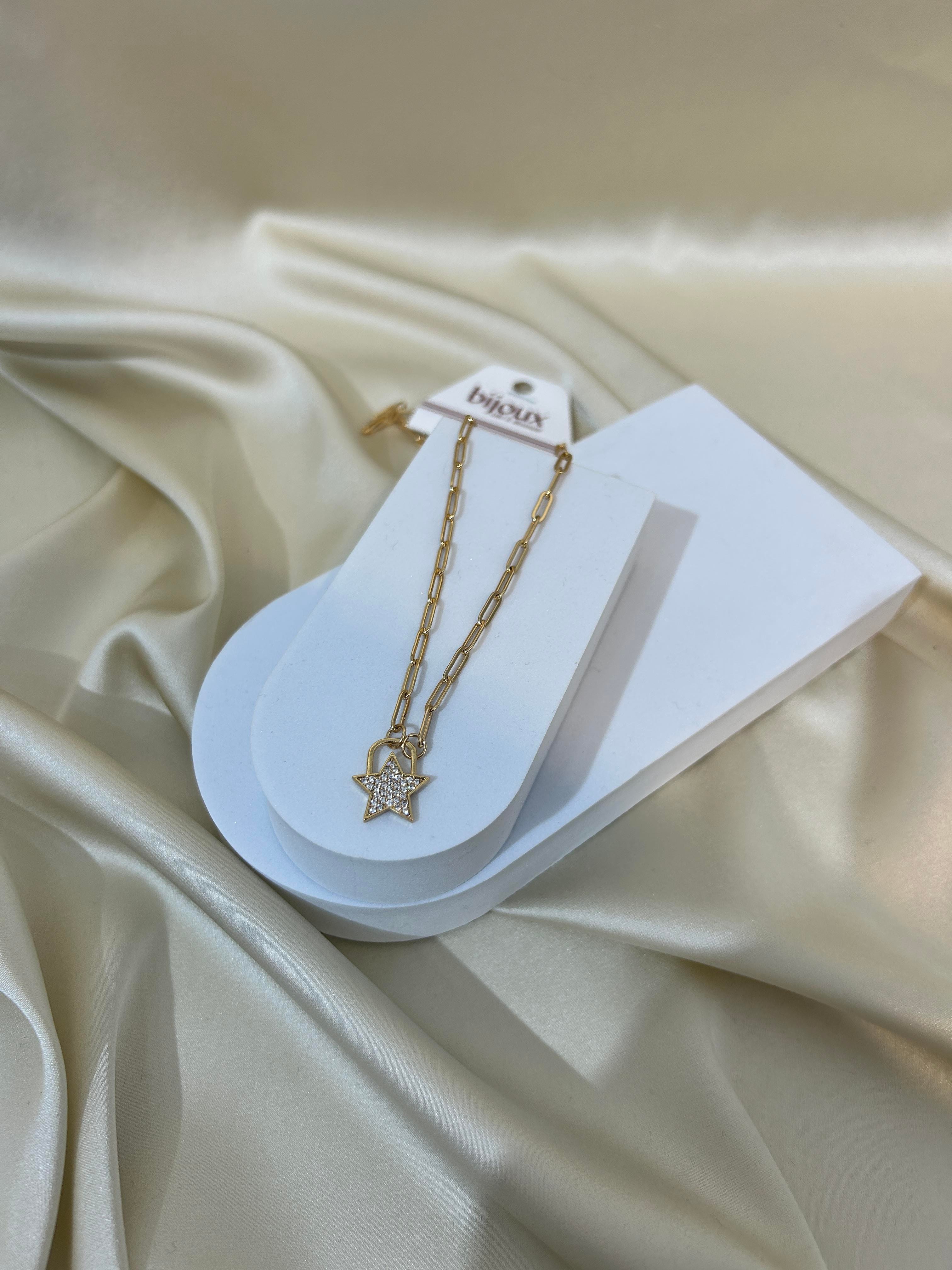 Rose Gold Taşlı Yıldız Kolye