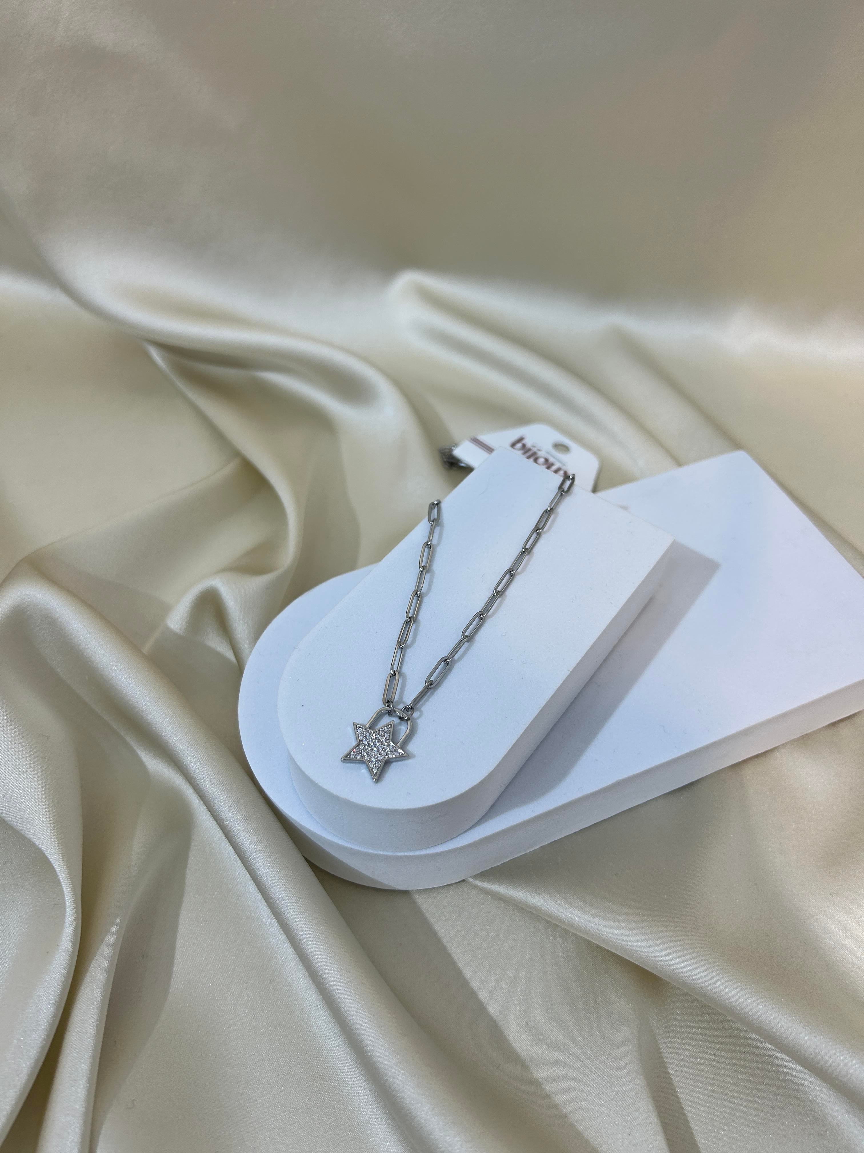 Silver Taşlı Yıldız Kolye