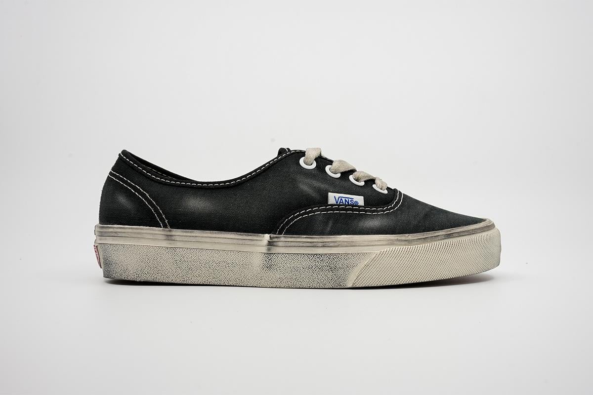 Authentic  Siyah Unisex VN000BW5CJK1